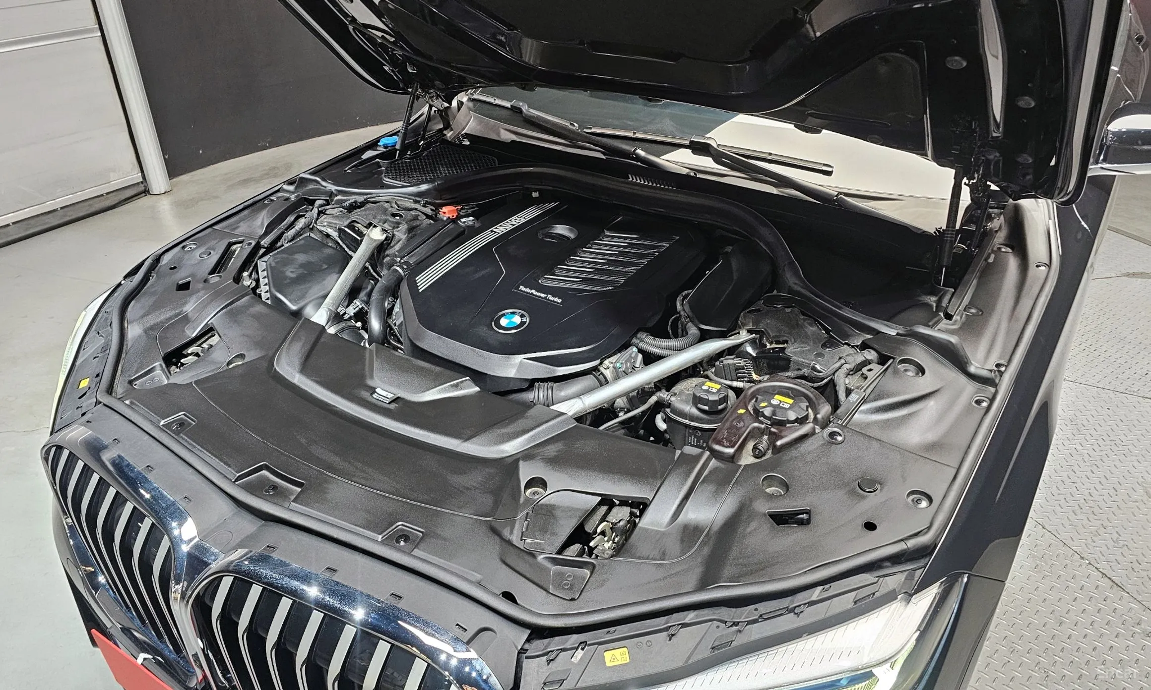 BMW 7 Series (G11) превью 6