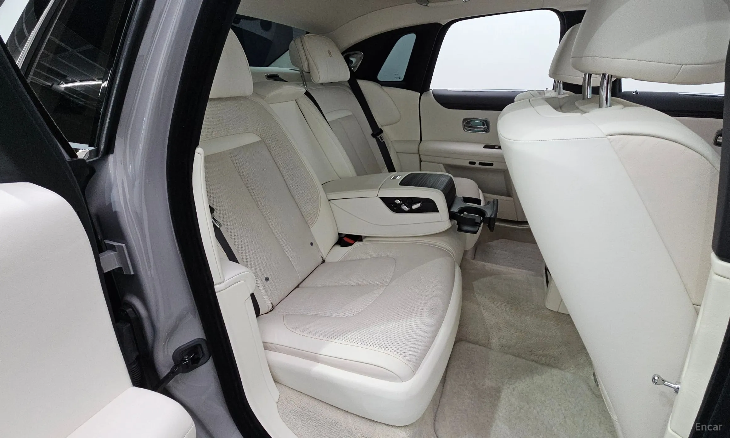 Rolls-Royce Ghost 2nd Generation превью 11