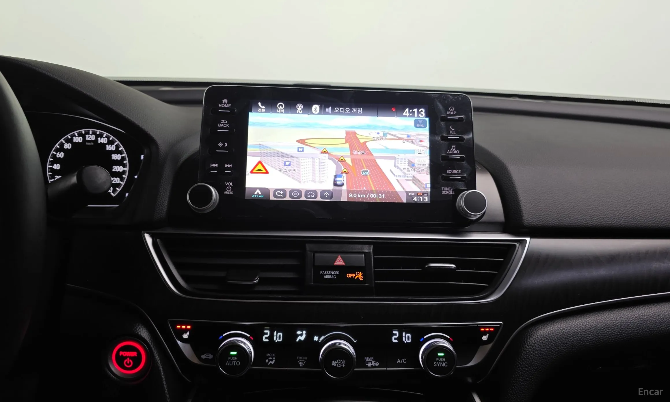 Honda Accord 10th Generation превью 13