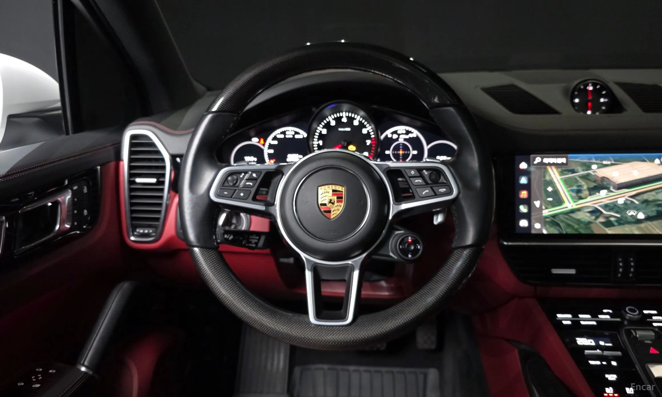 Porsche Cayenne (PO536) превью 13
