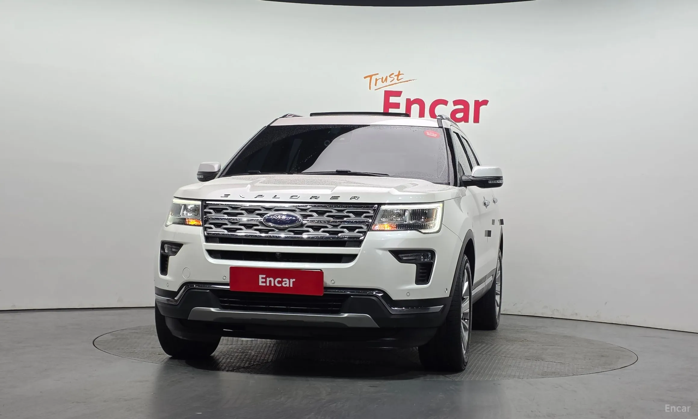 Ford Explorer превью 3