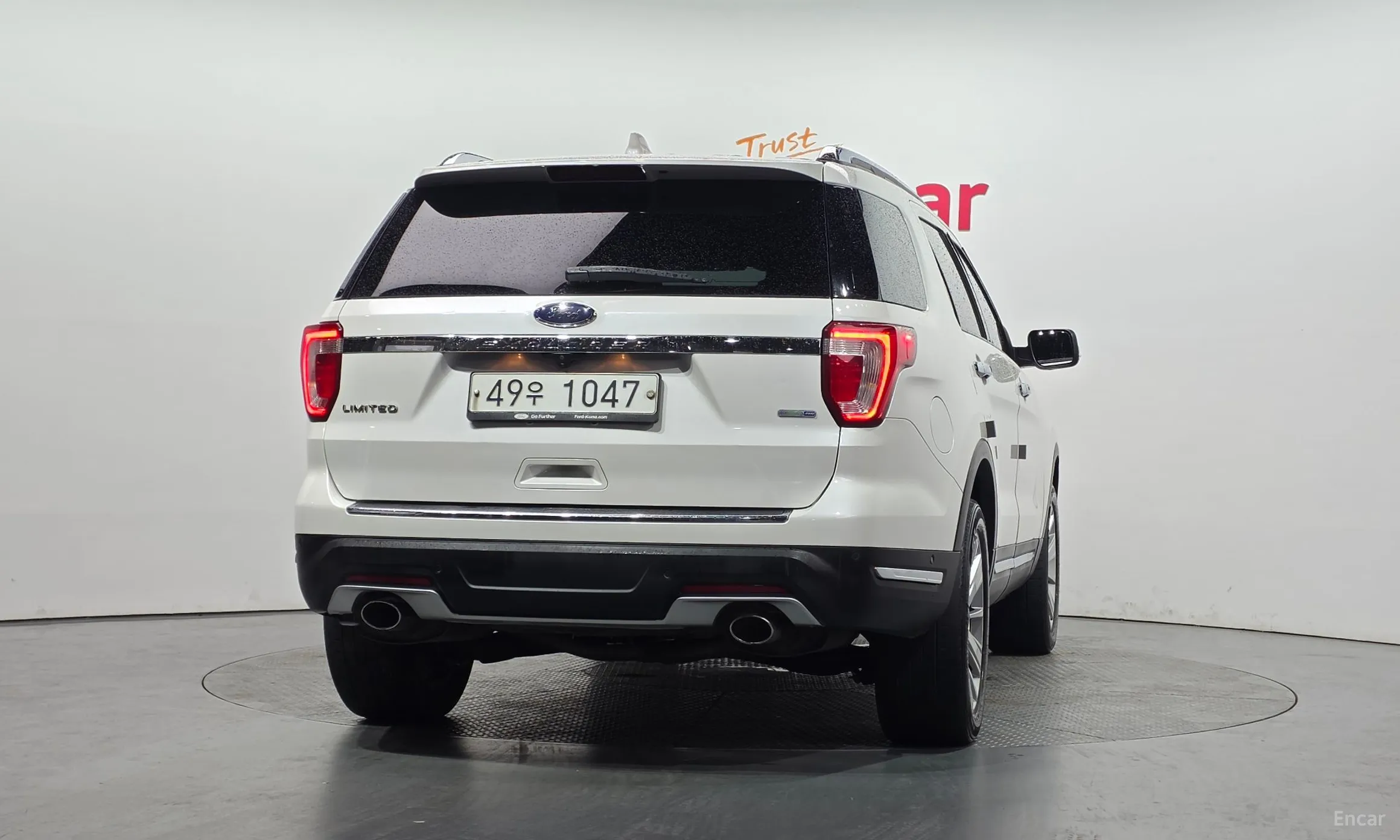 Ford Explorer превью 4