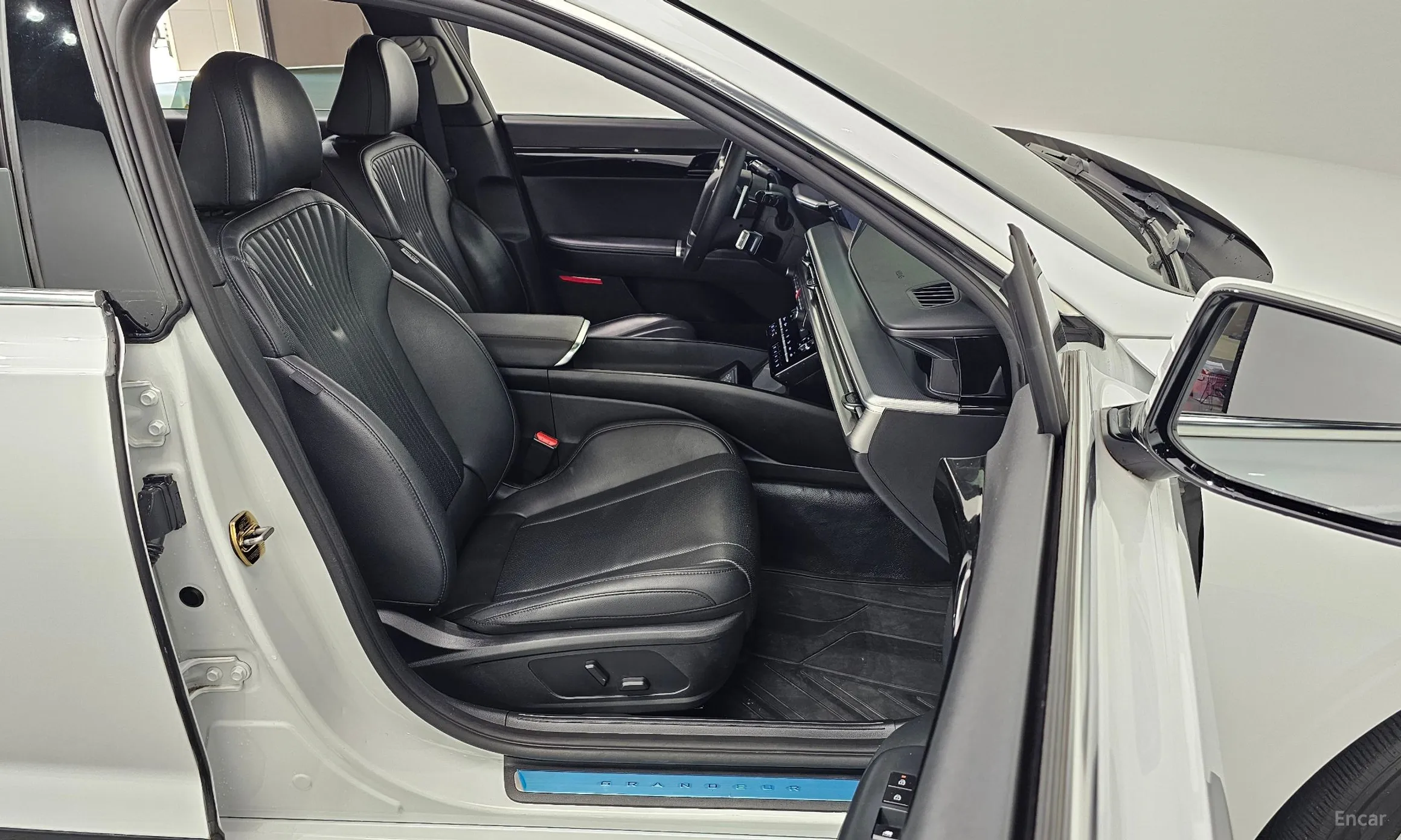 Hyundai Grandeur (GN7) превью 10
