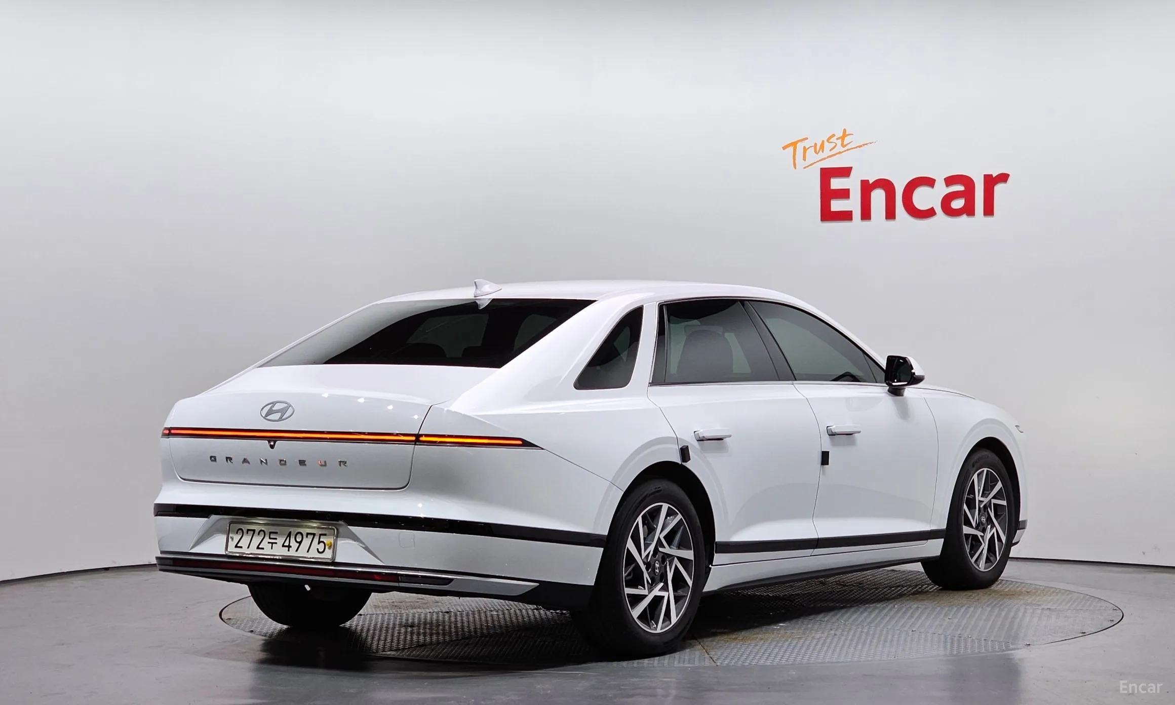 Hyundai Grandeur (GN7)
