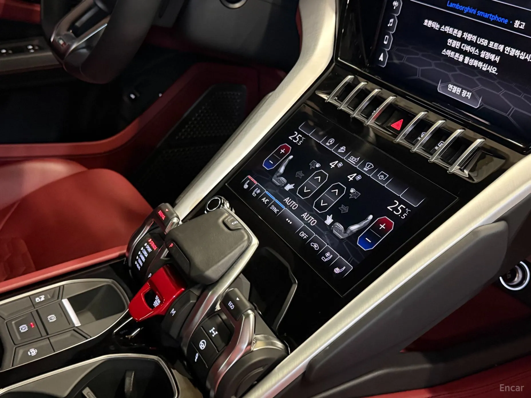 Lamborghini Urus превью 14