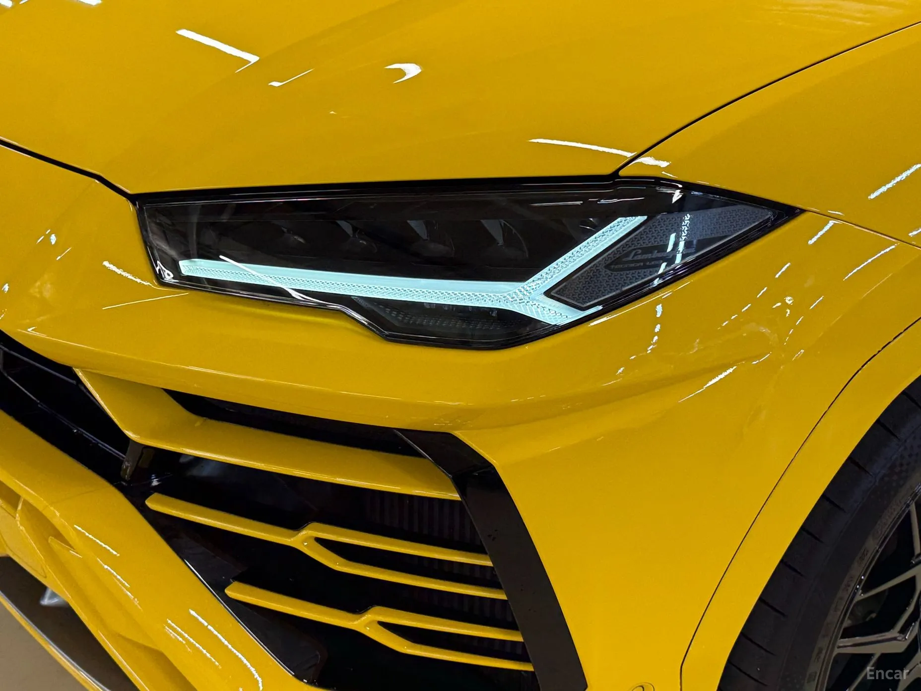 Lamborghini Urus превью 7