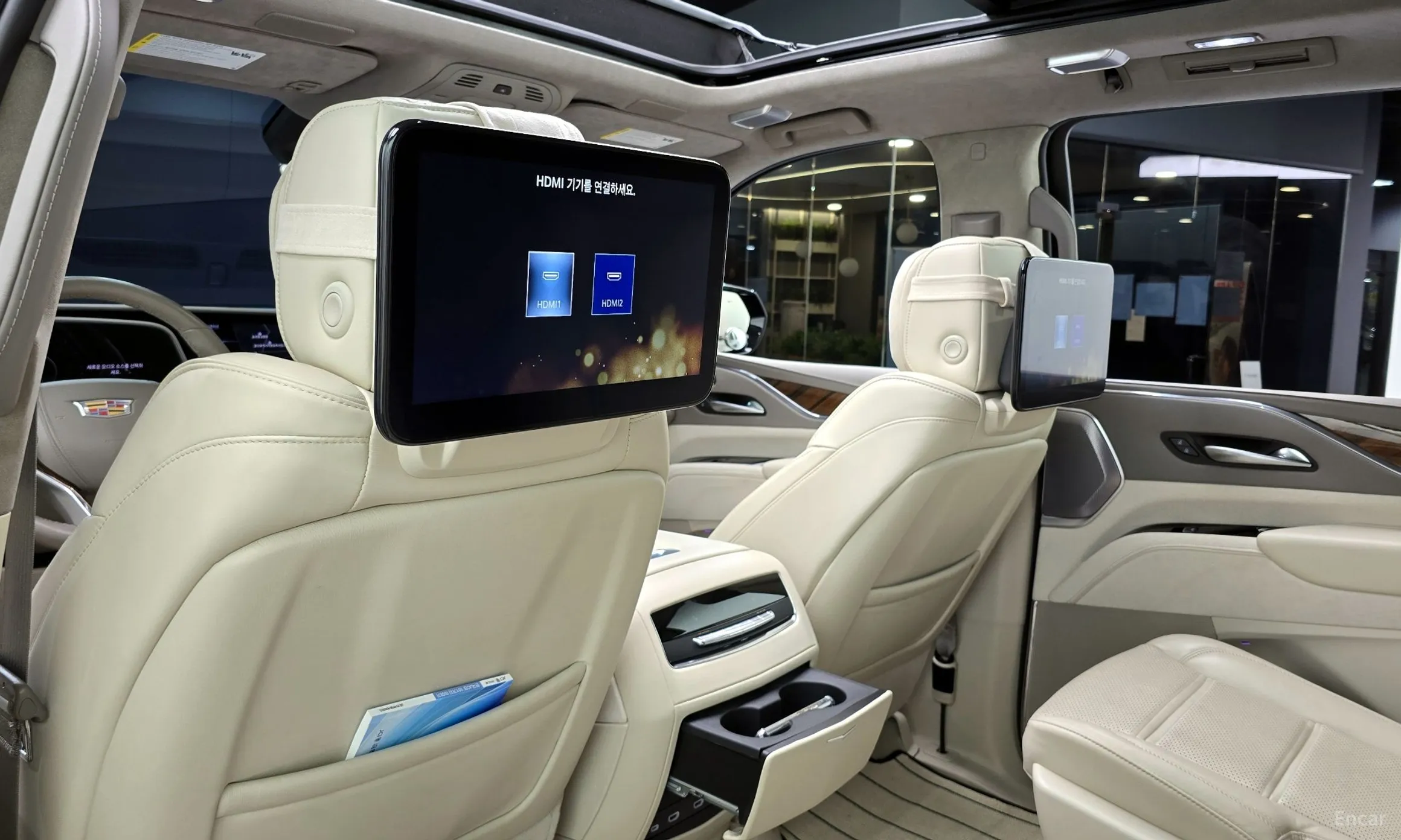 Cadillac Escalade 5th Generation превью 18