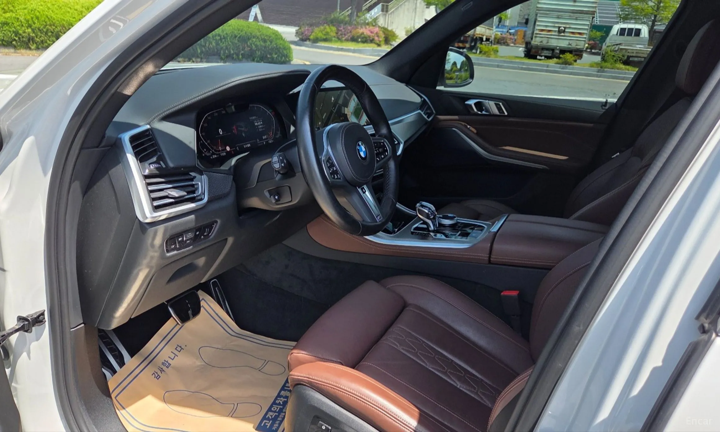 BMW X5 (G05) превью 10
