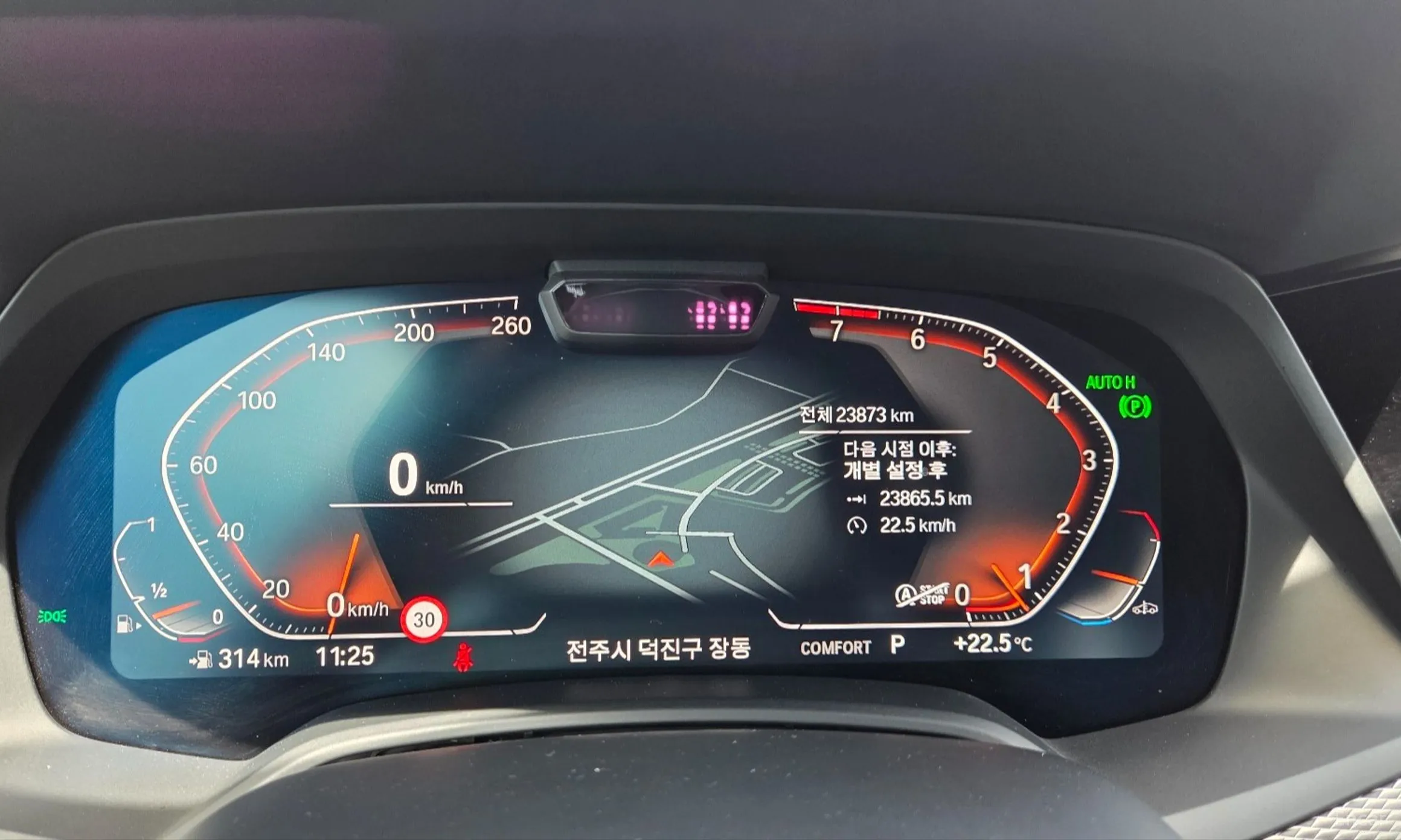 BMW X5 (G05) превью 8