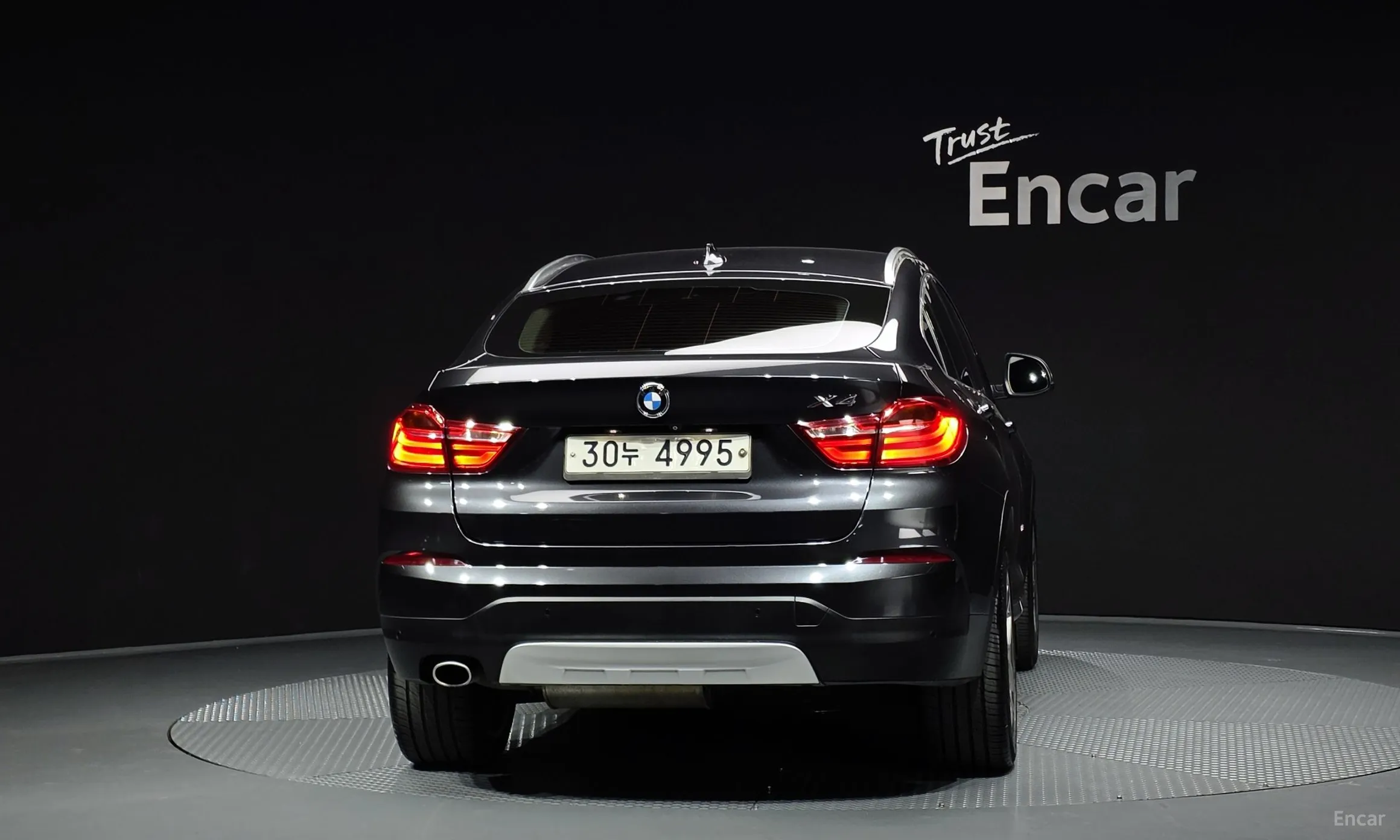 BMW X4 (F26) превью 4