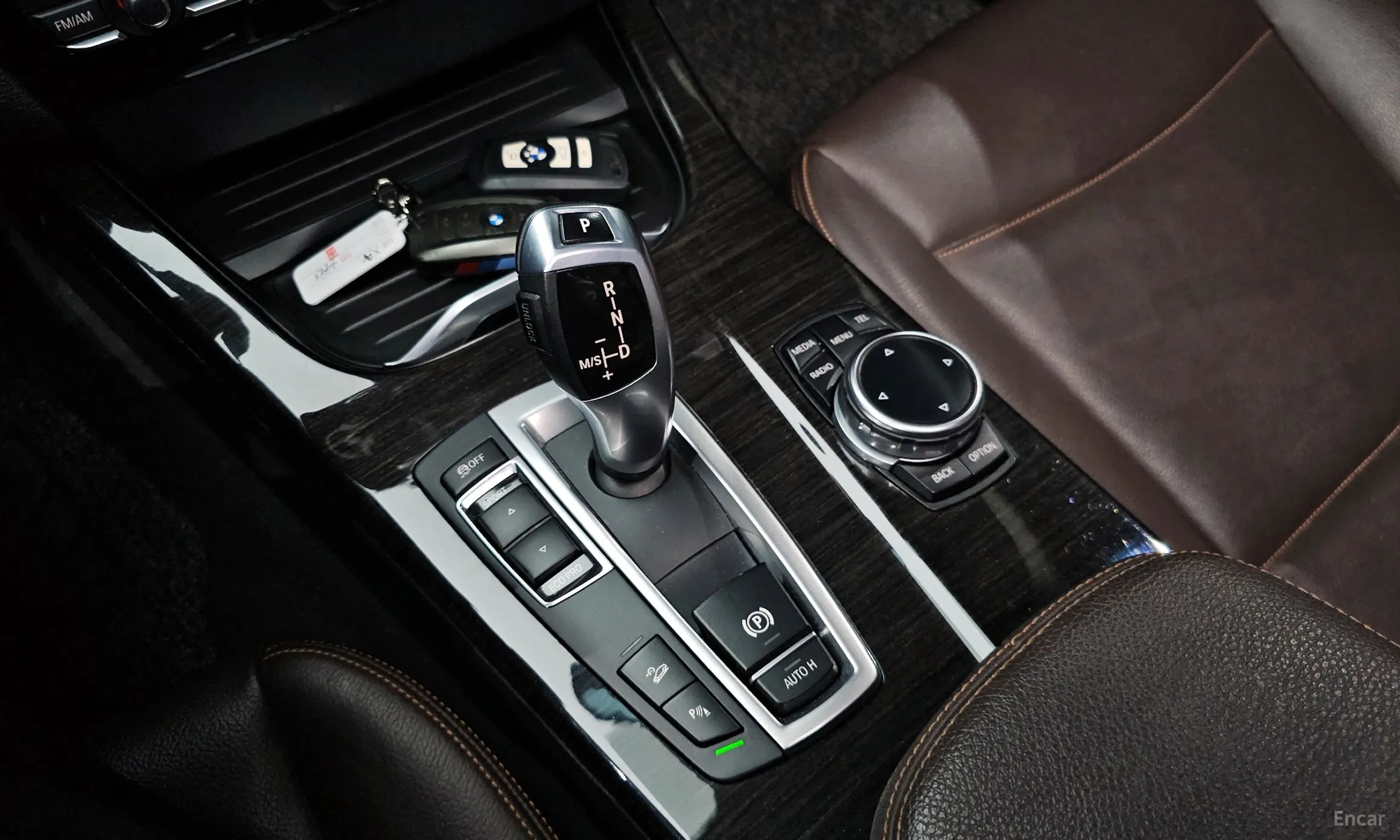 BMW X4 (F26) превью 9