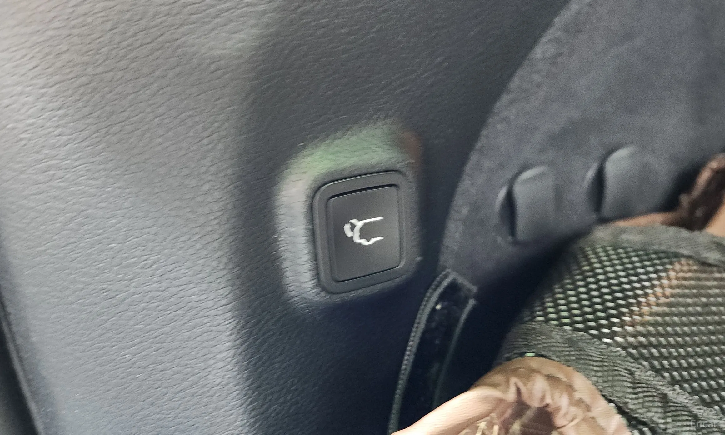 Jeep Cherokee (KL) превью 18