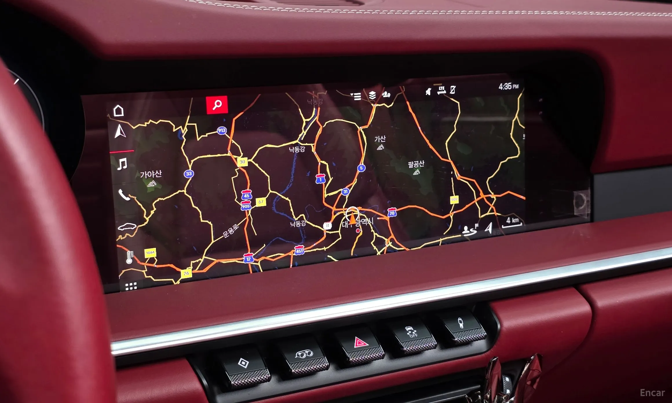 Porsche 911 (992) превью 13