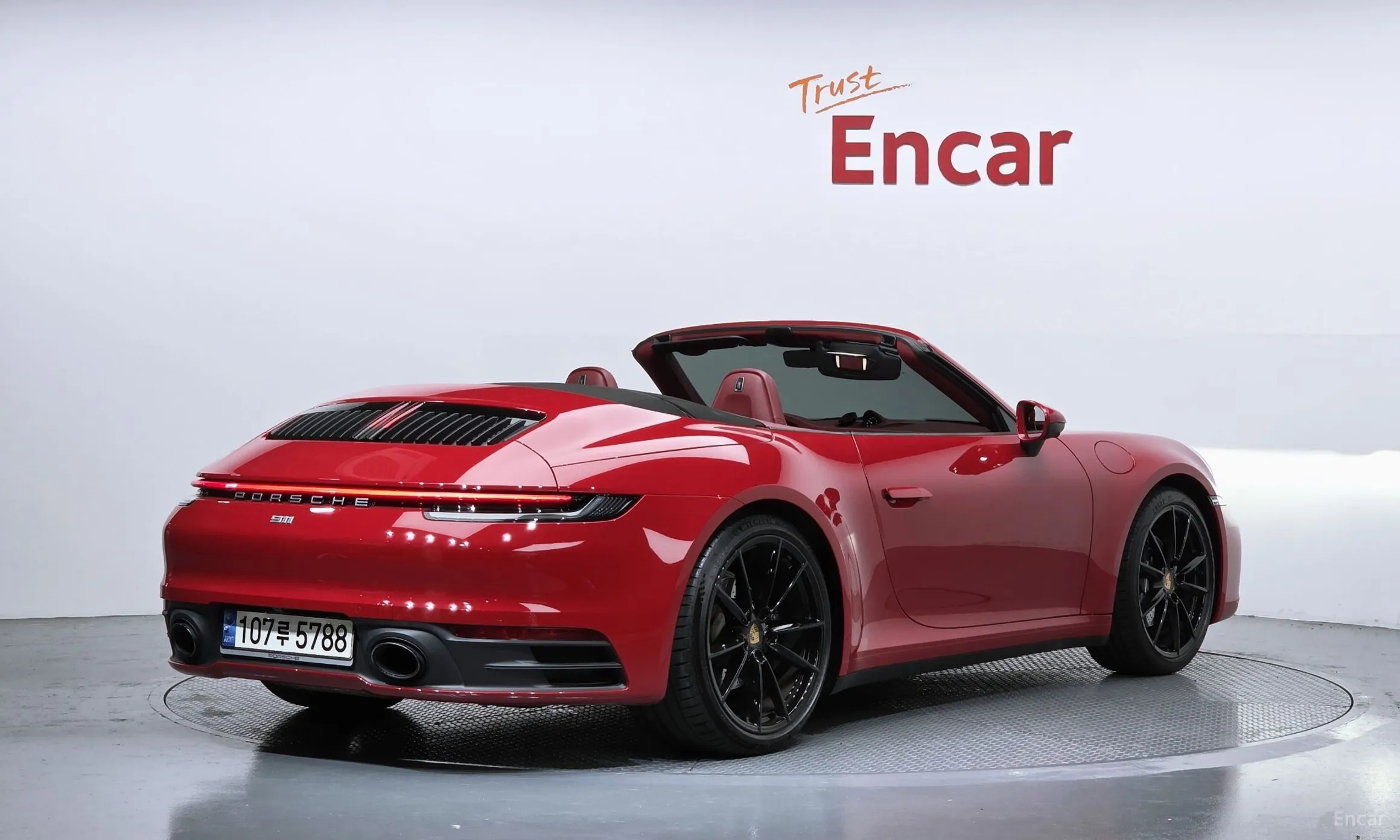 Porsche 911 (992)