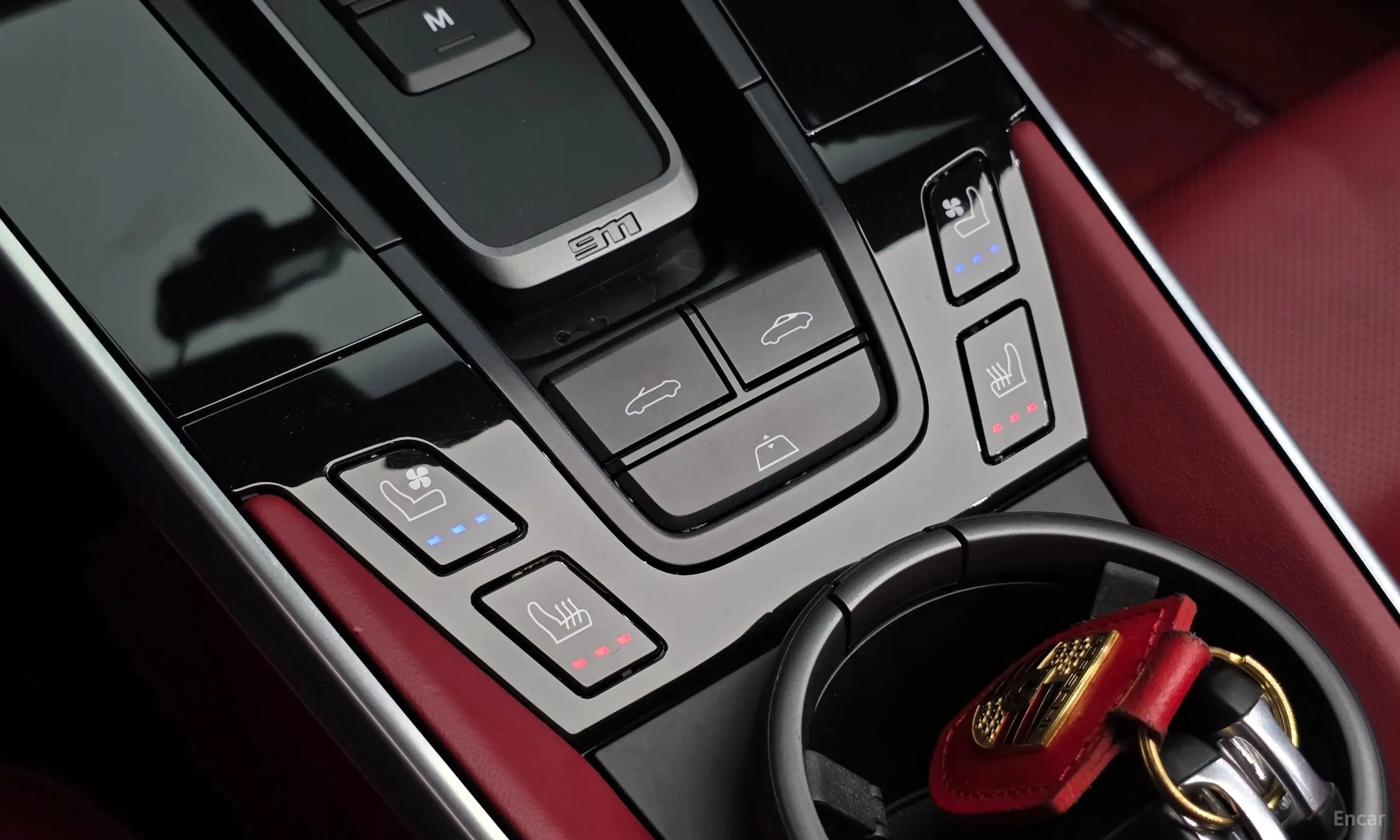Porsche 911 (992) превью 18