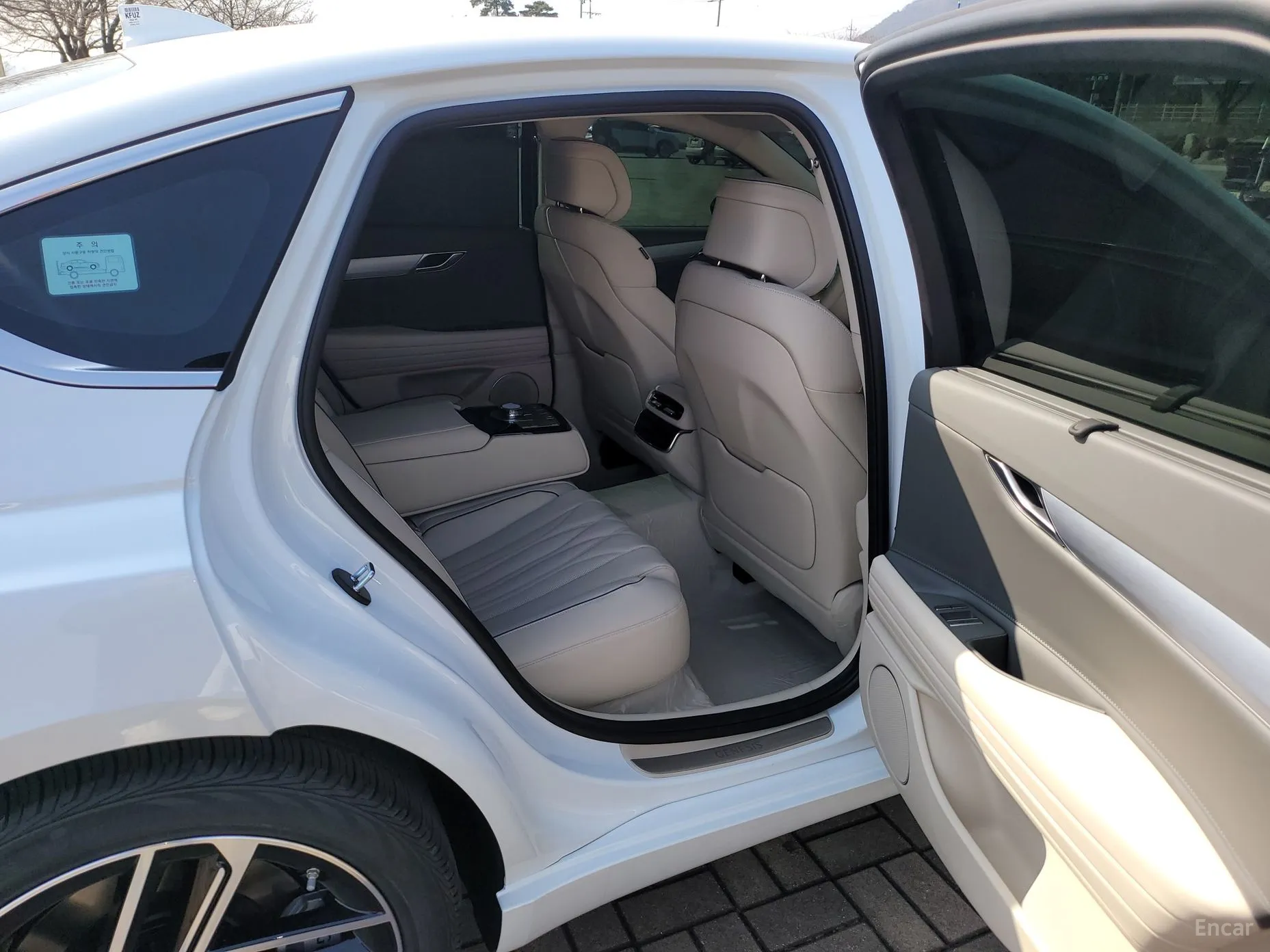 Genesis G80 (RG3) превью 10