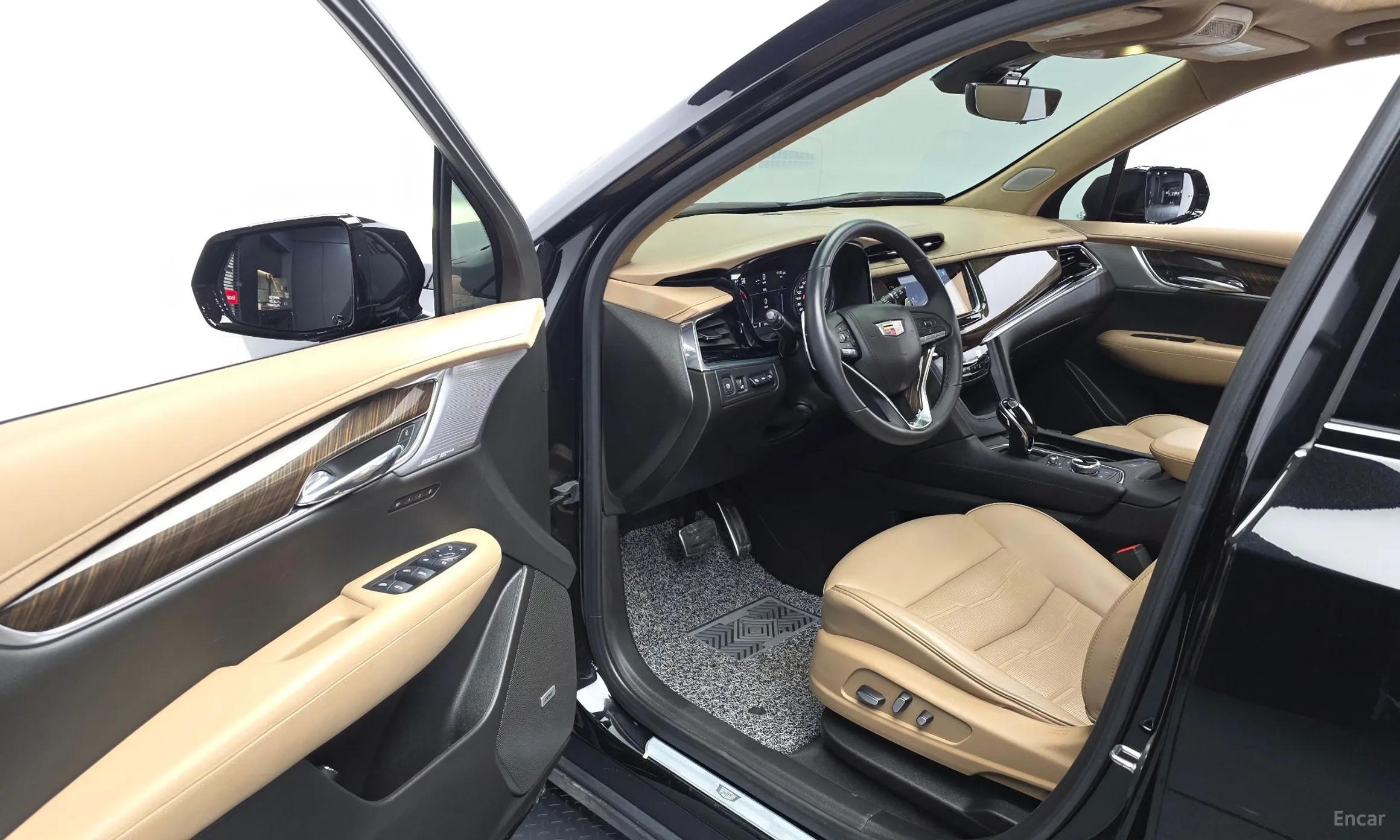 Cadillac XT6 превью 10