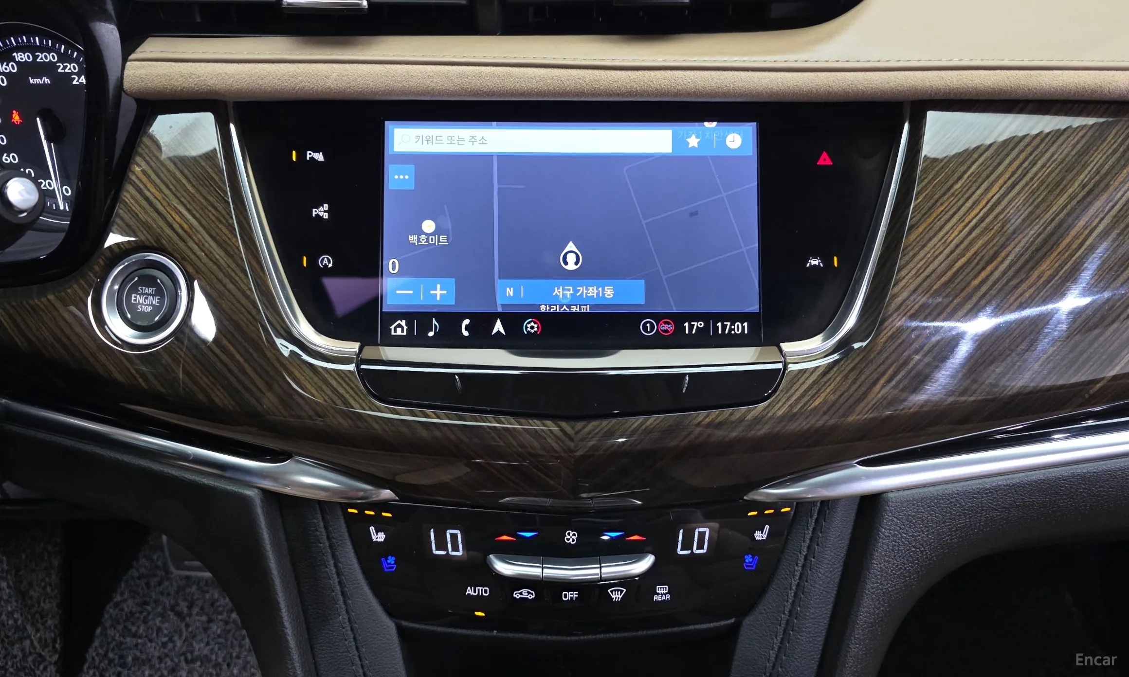 Cadillac XT6 превью 14