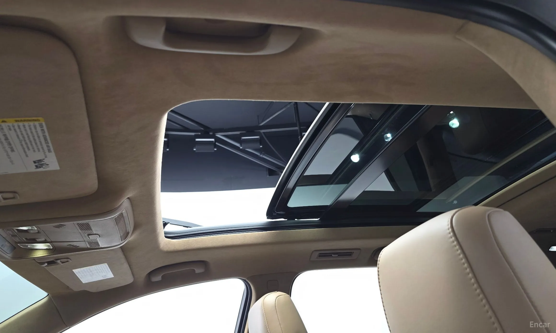 Cadillac XT6 превью 18