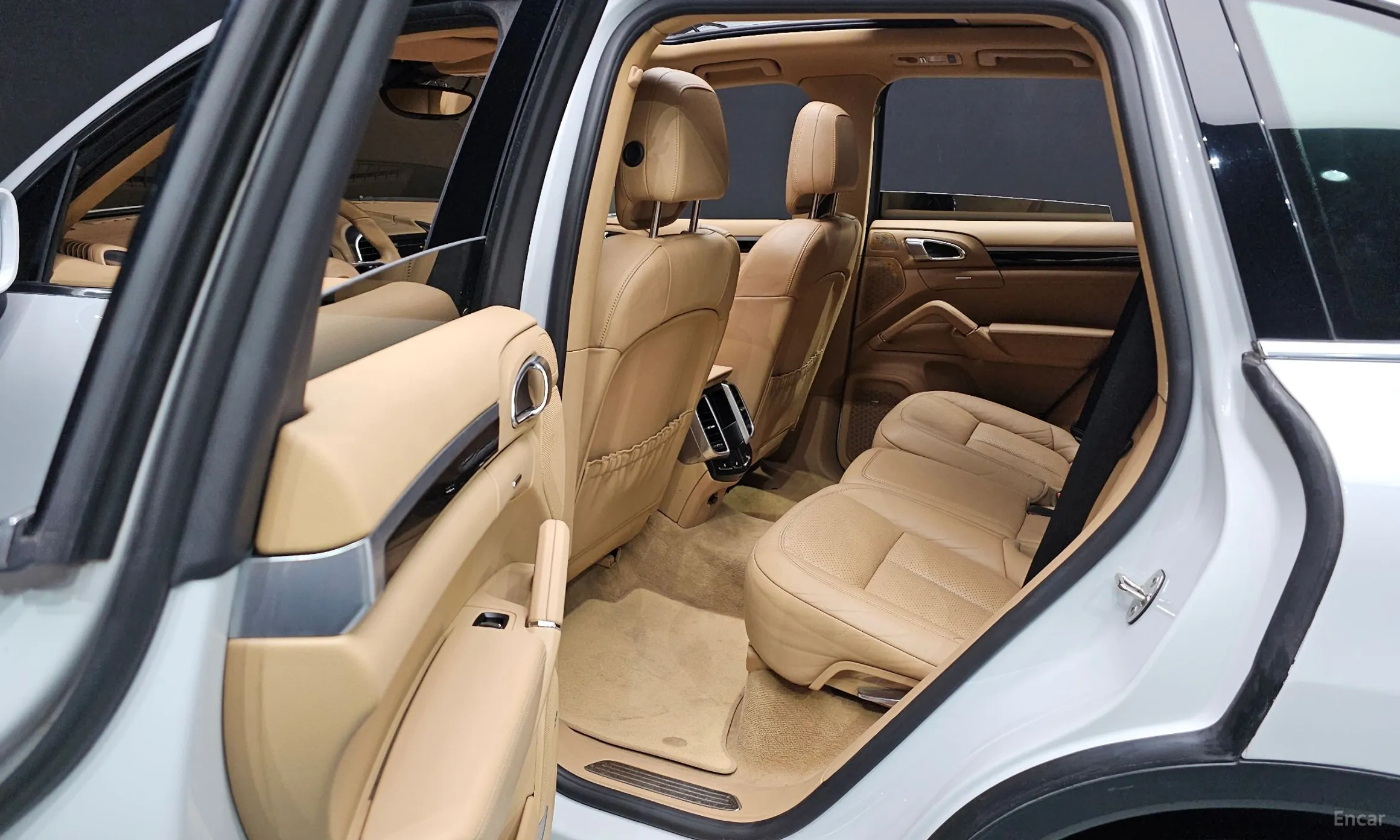 Porsche New Cayenne превью 19