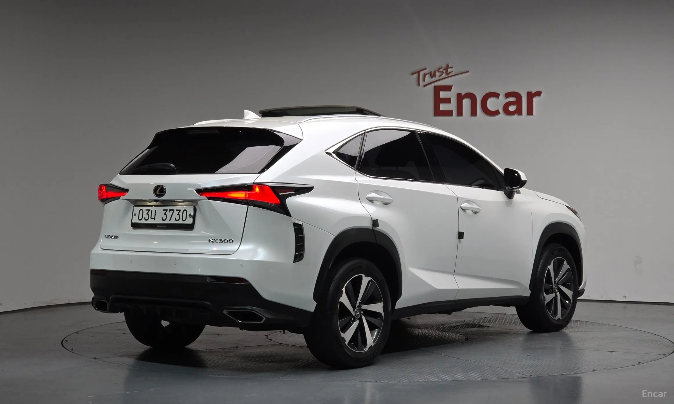 Lexus NX300