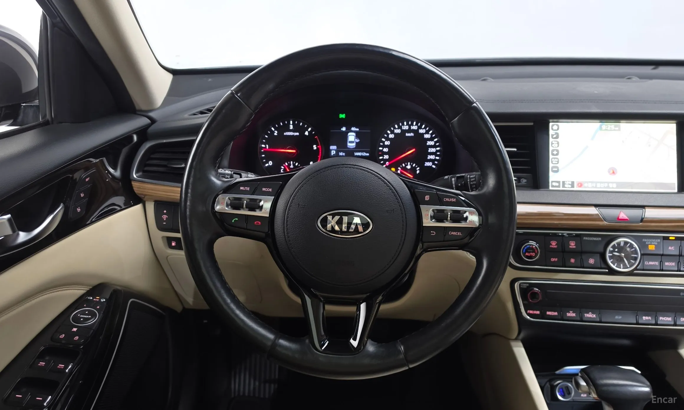 Kia K7 превью 12