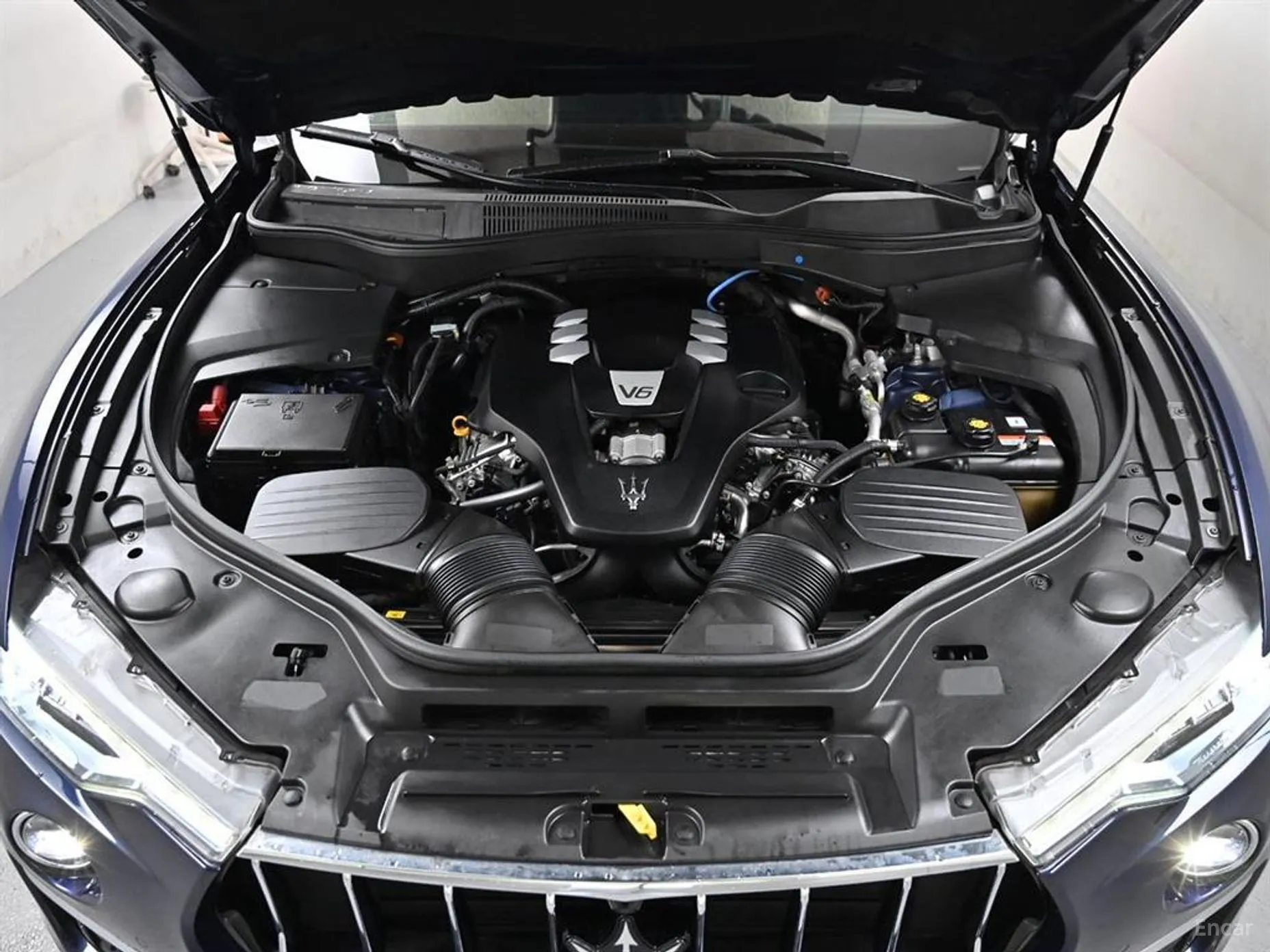 Maserati Levante превью 6