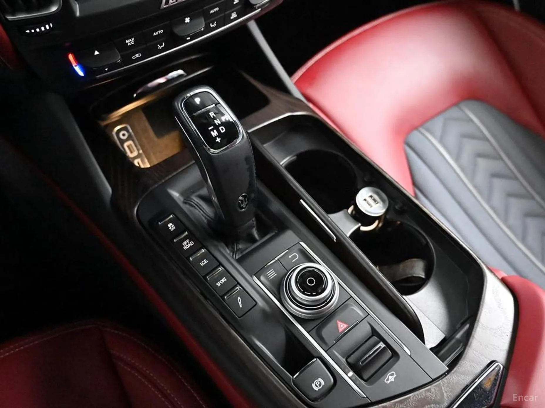 Maserati Levante превью 9