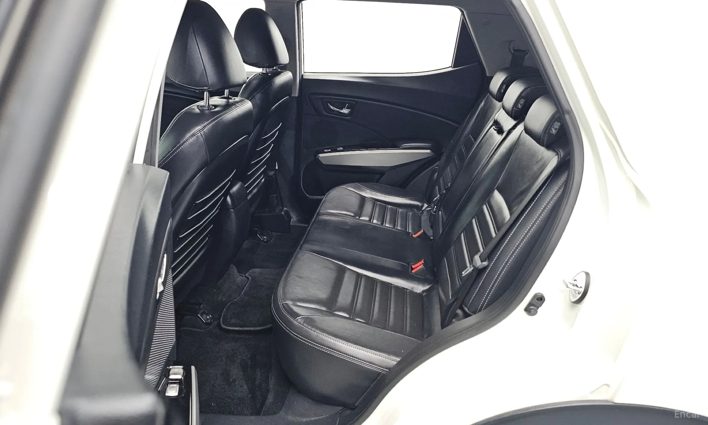 KG Mobility (SsangYong) Tivoli, Lazio превью 11