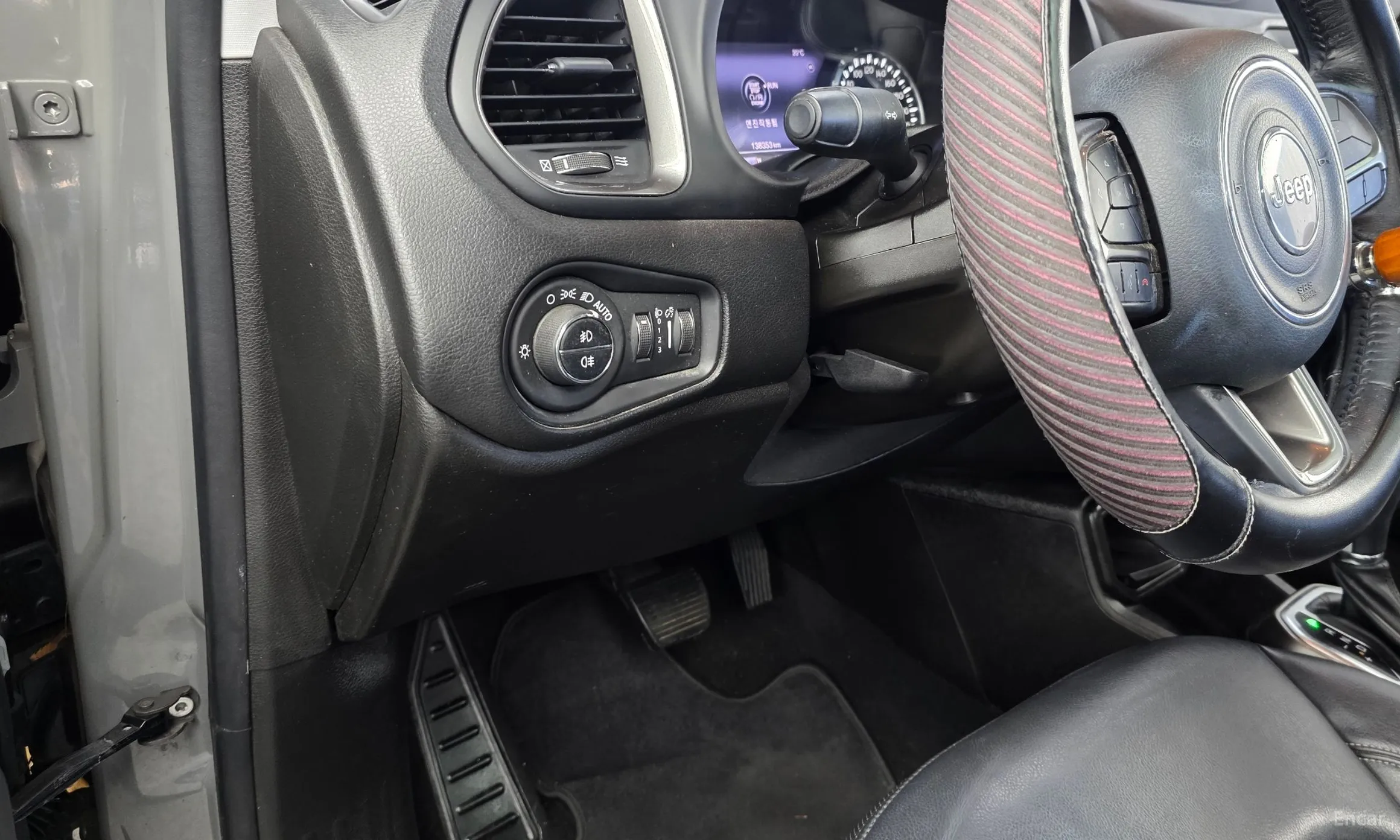 Jeep Renegade превью 17