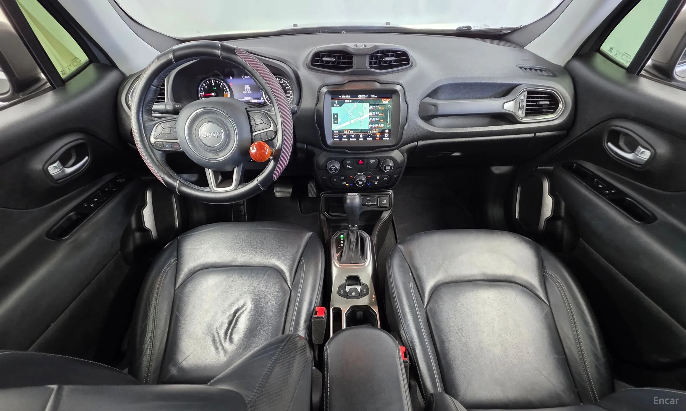 Jeep Renegade превью 7