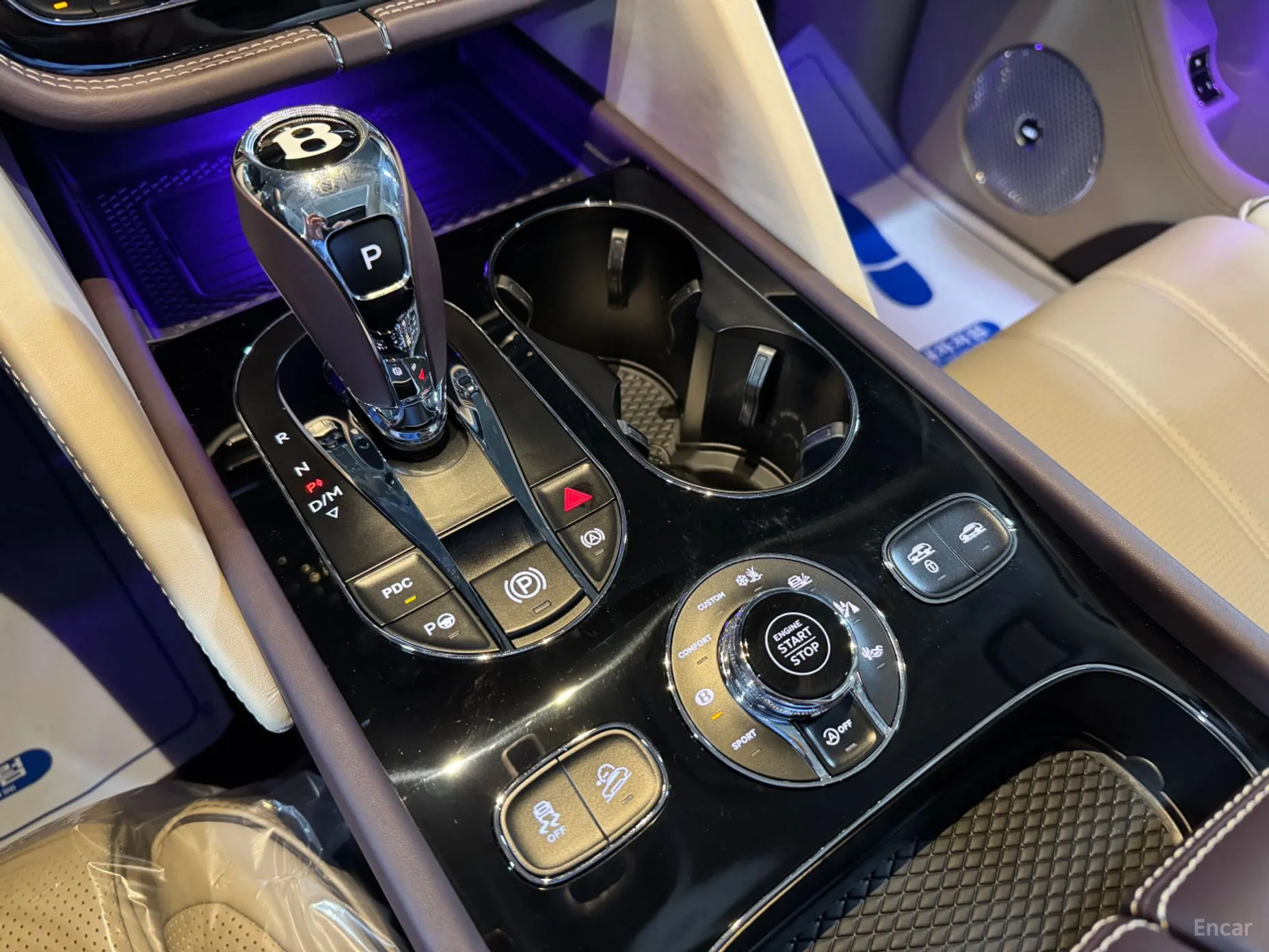 Bentley Bentayga превью 12