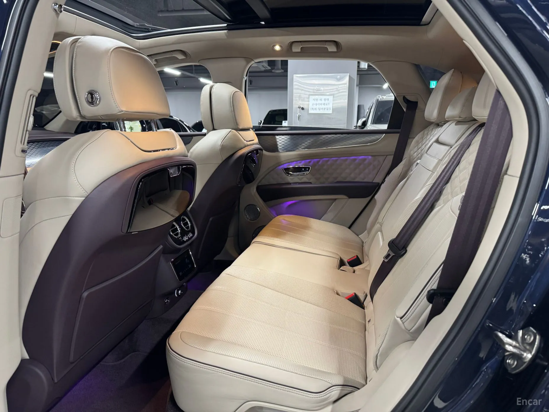 Bentley Bentayga превью 13