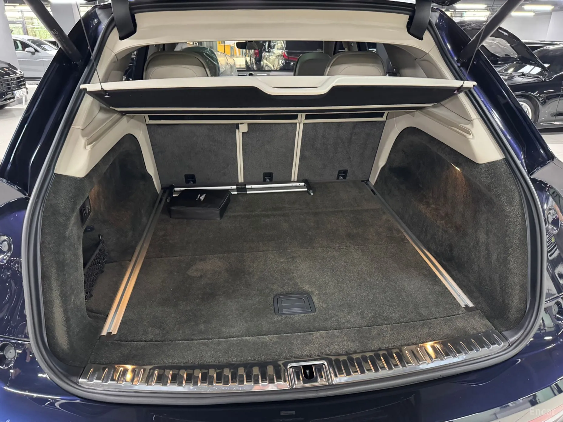 Bentley Bentayga превью 15