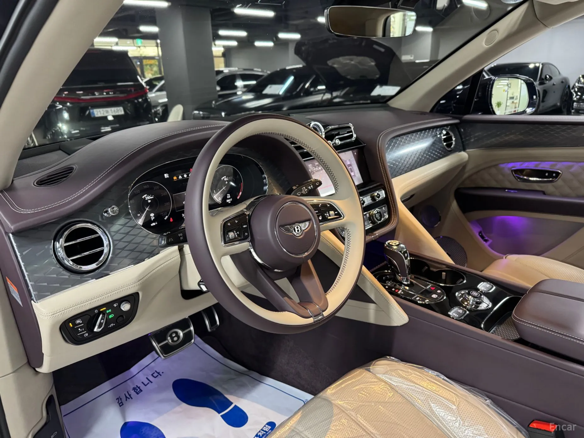Bentley Bentayga превью 4