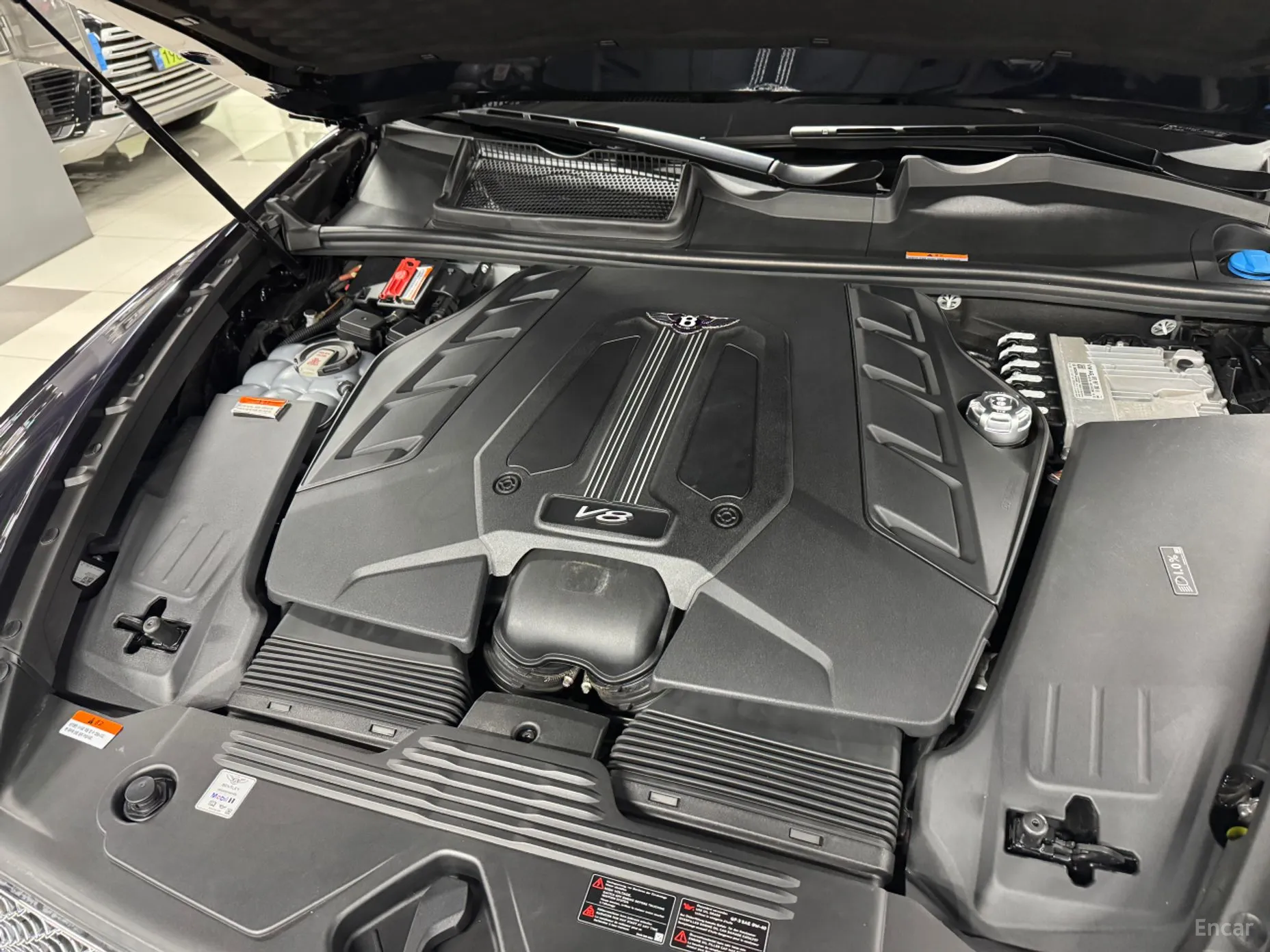 Bentley Bentayga превью 5