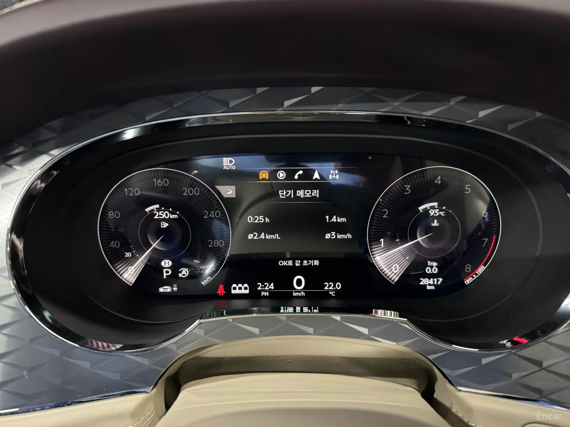 Bentley Bentayga превью 6