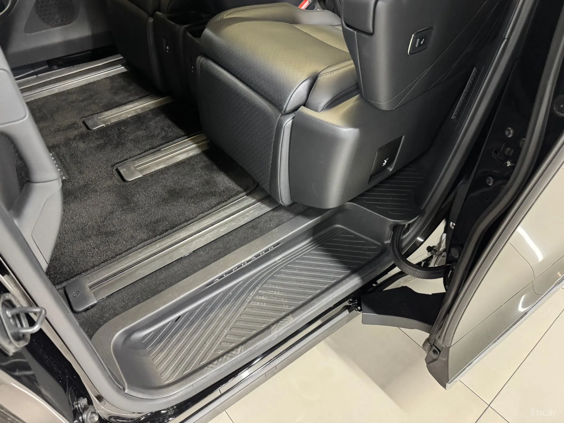 Toyota Alphard 4th Generation превью 12