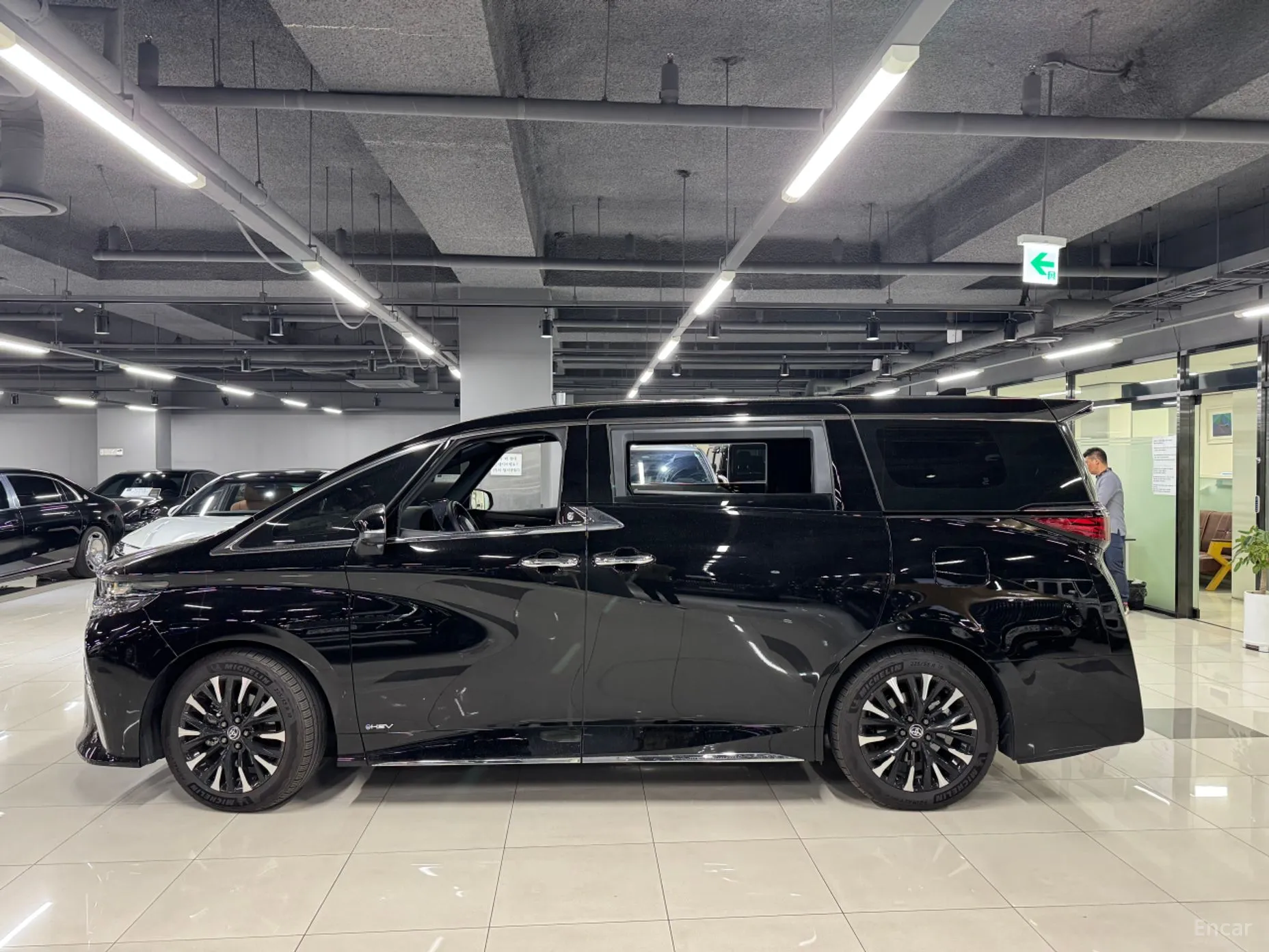 Toyota Alphard 4th Generation