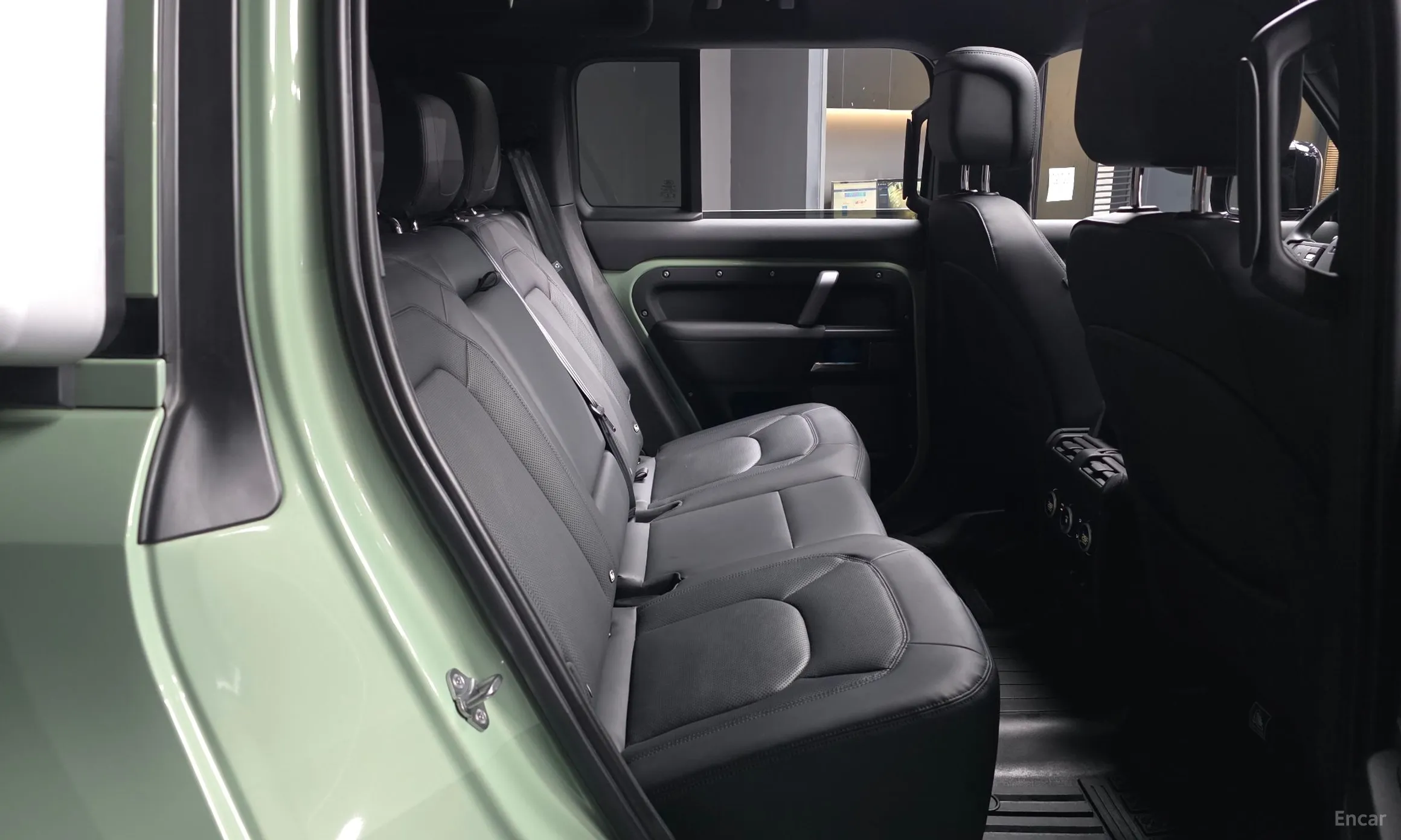 Land Rover Defender (L663) превью 12