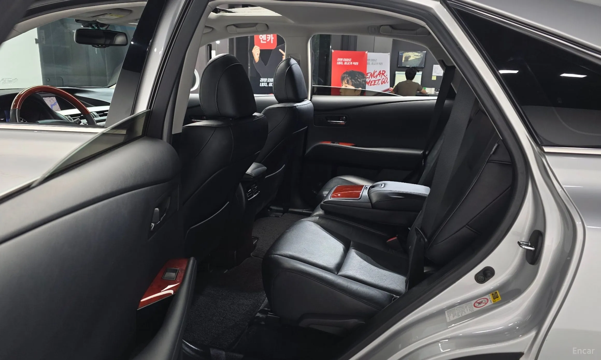 Lexus RX350 превью 12