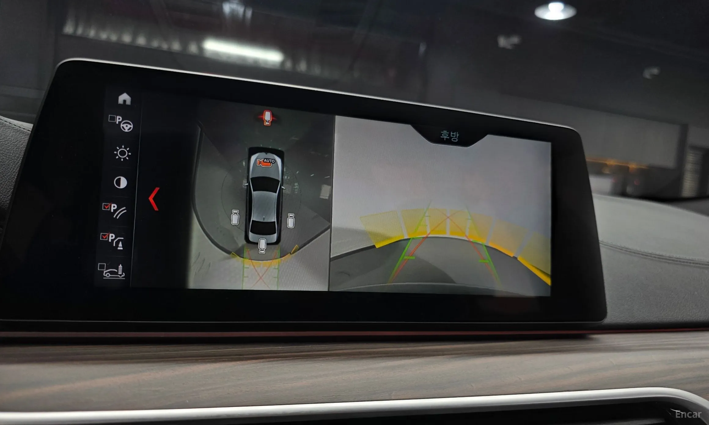 BMW 5 Series (G30) превью 16