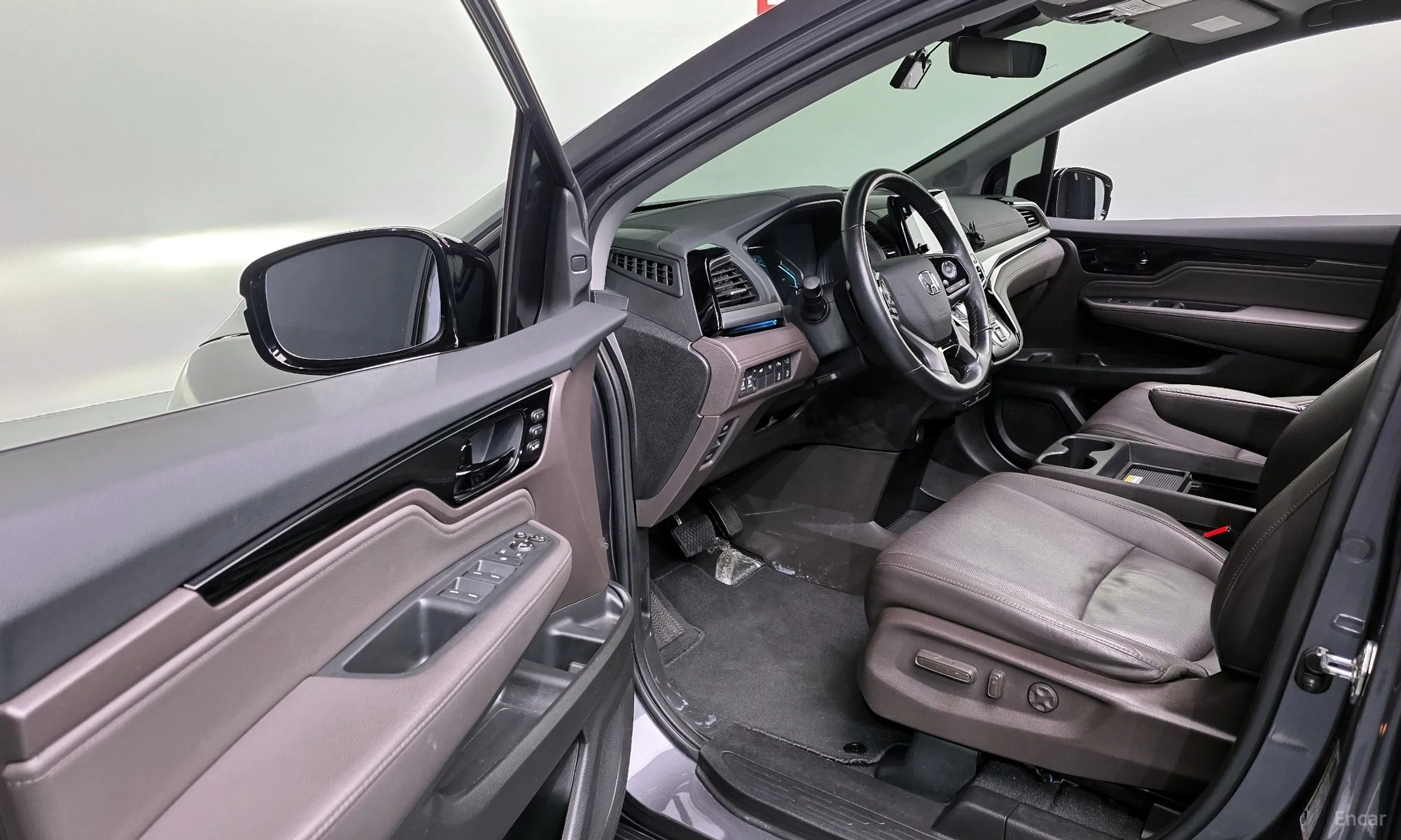 Honda Odyssey превью 10