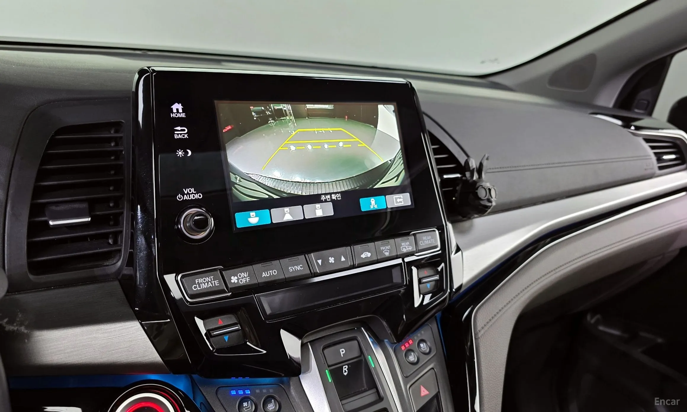 Honda Odyssey превью 16