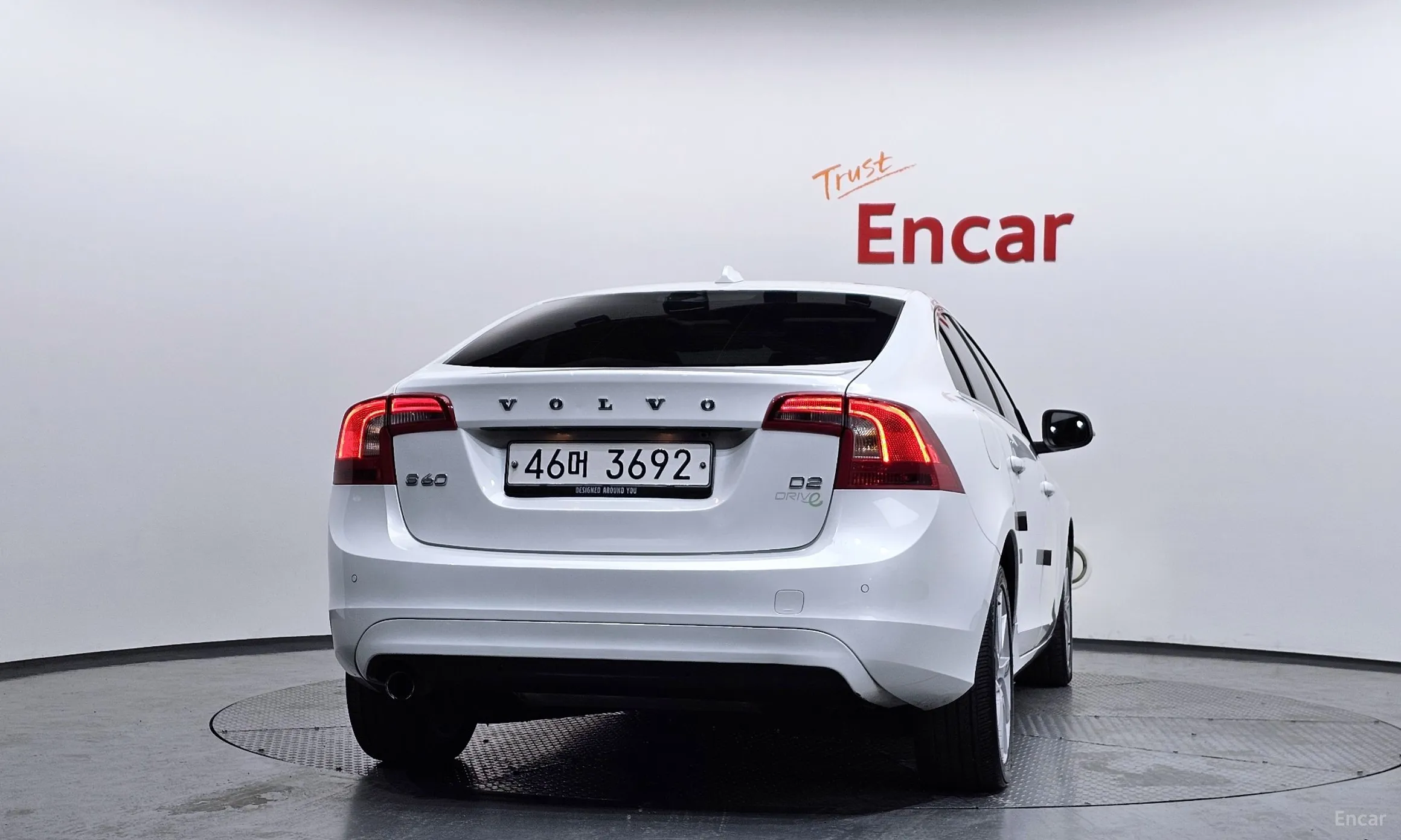 Volvo S60 превью 4