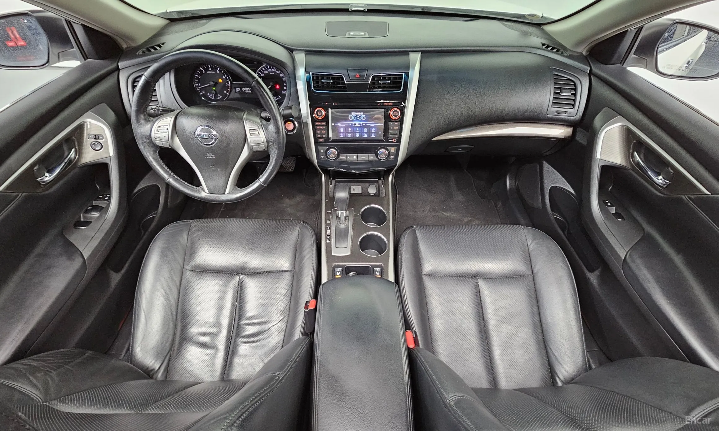 Nissan Altima превью 7