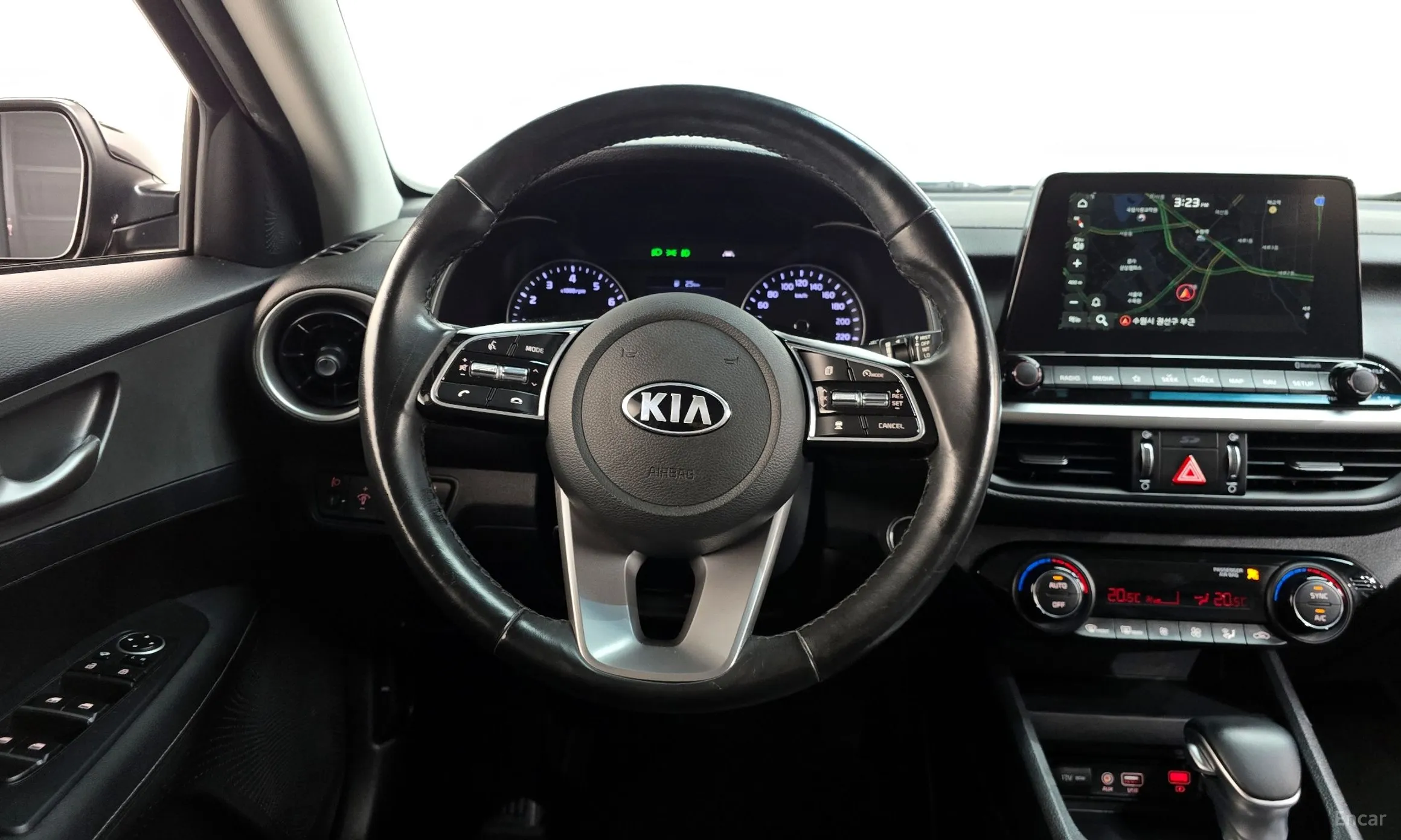Kia K3 превью 13