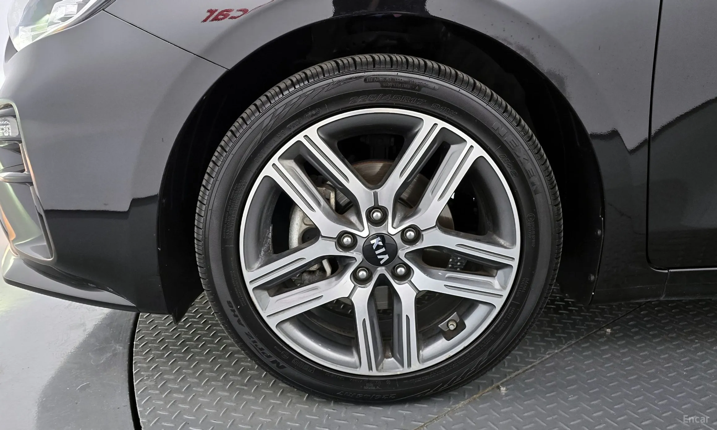 Kia K3 превью 5