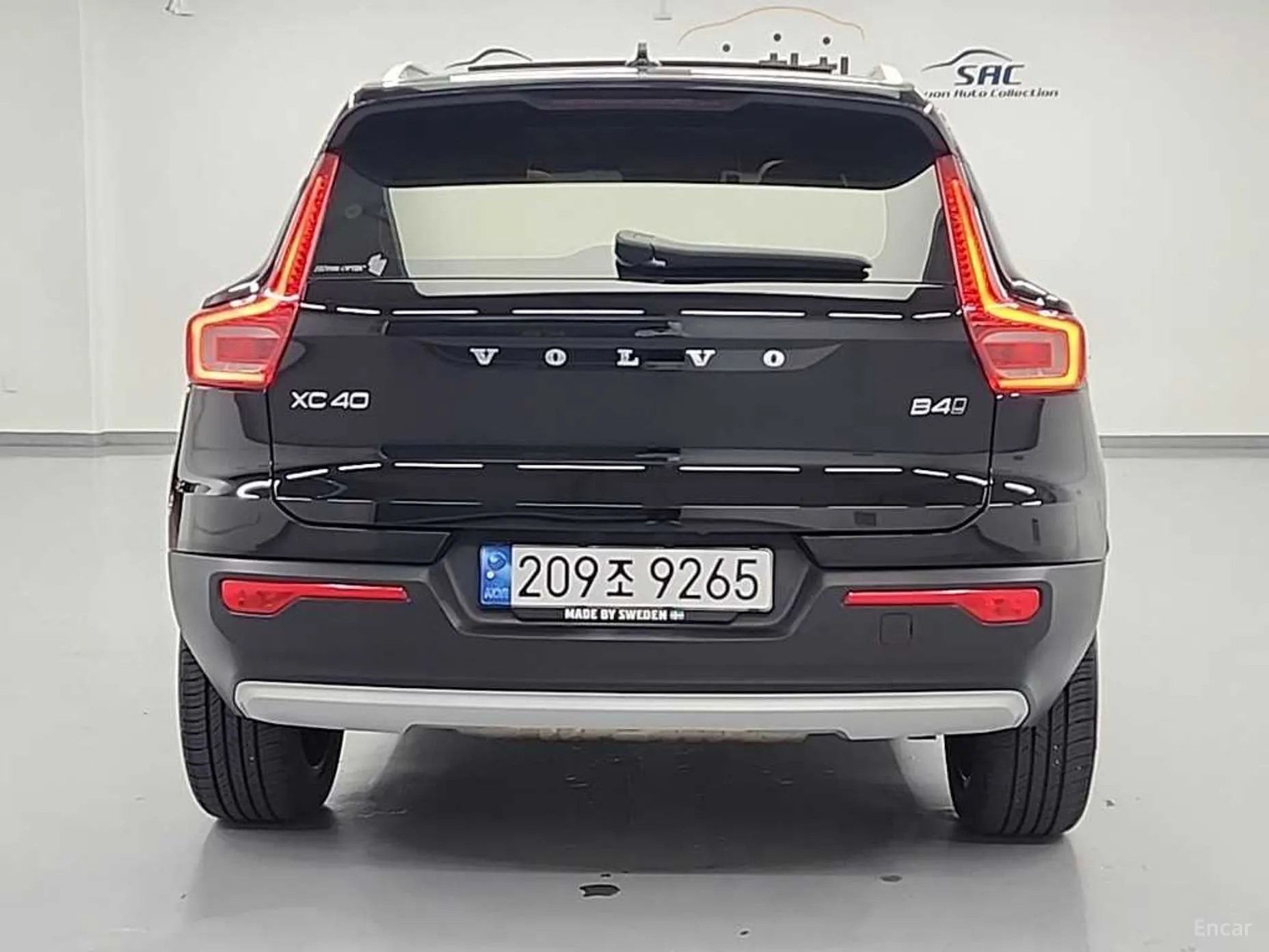 Volvo XC40 превью 3