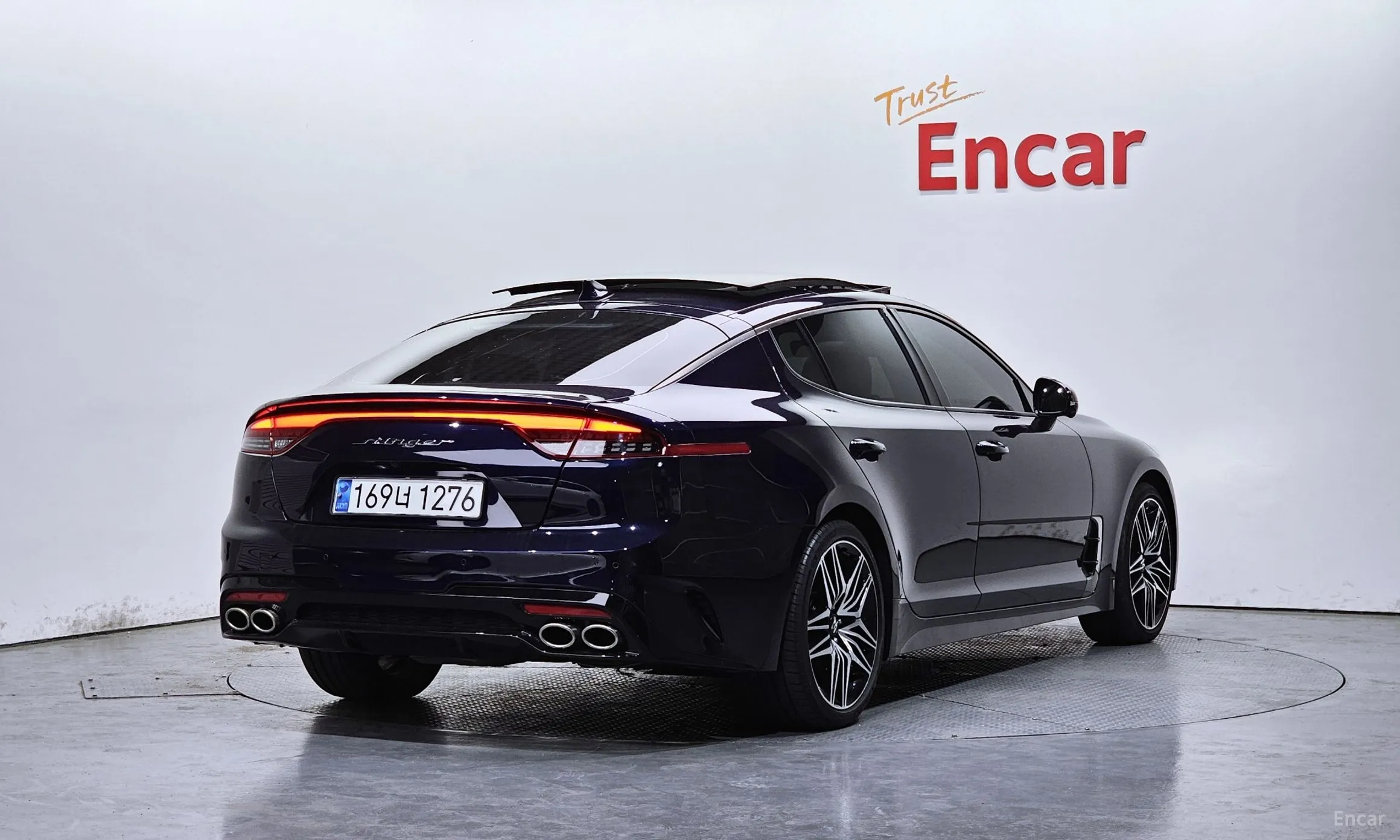 Kia Stinger Master